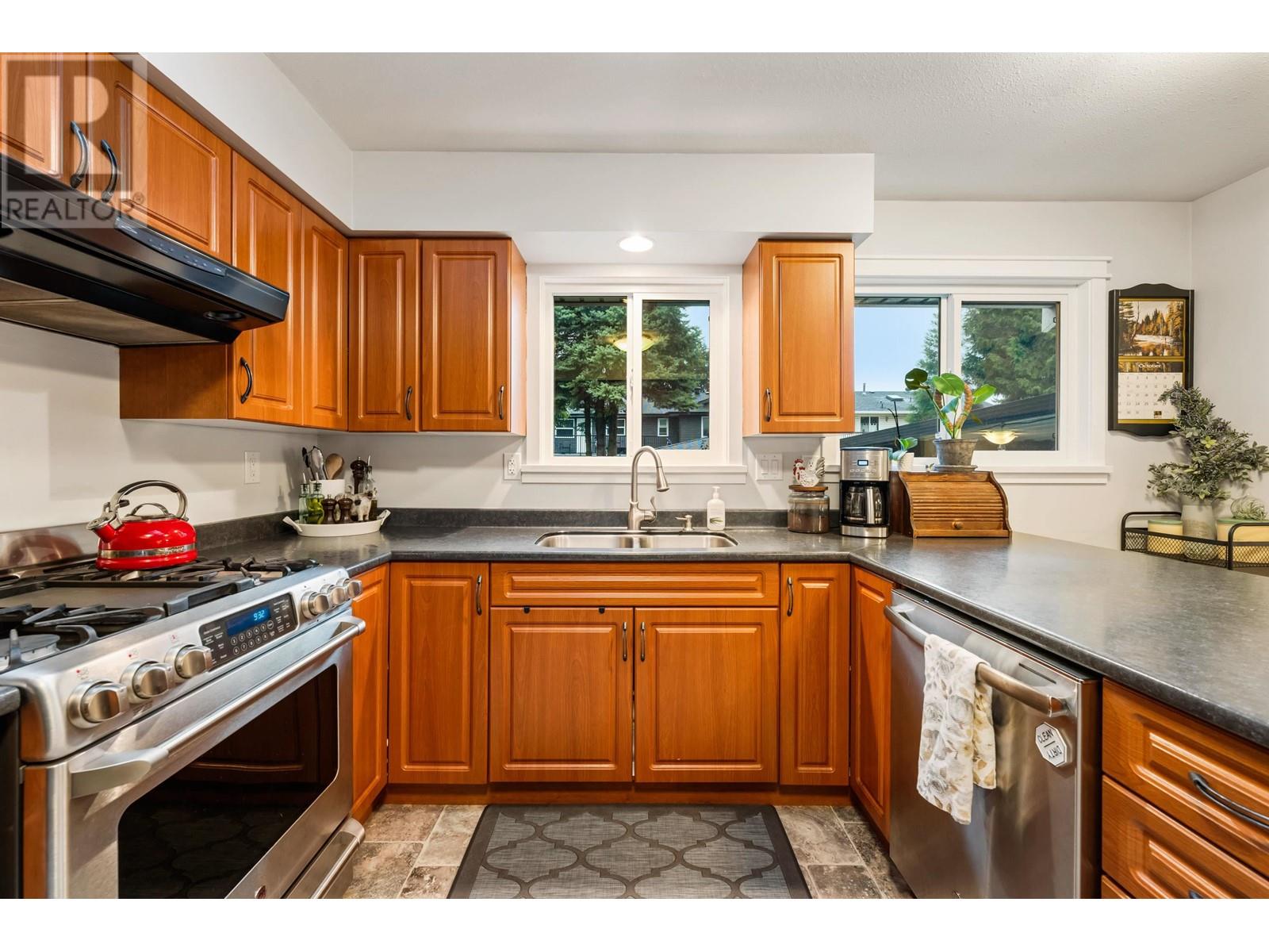 20335 Dale Drive, Maple Ridge, British Columbia  V2X 8V6 - Photo 11 - R2820935
