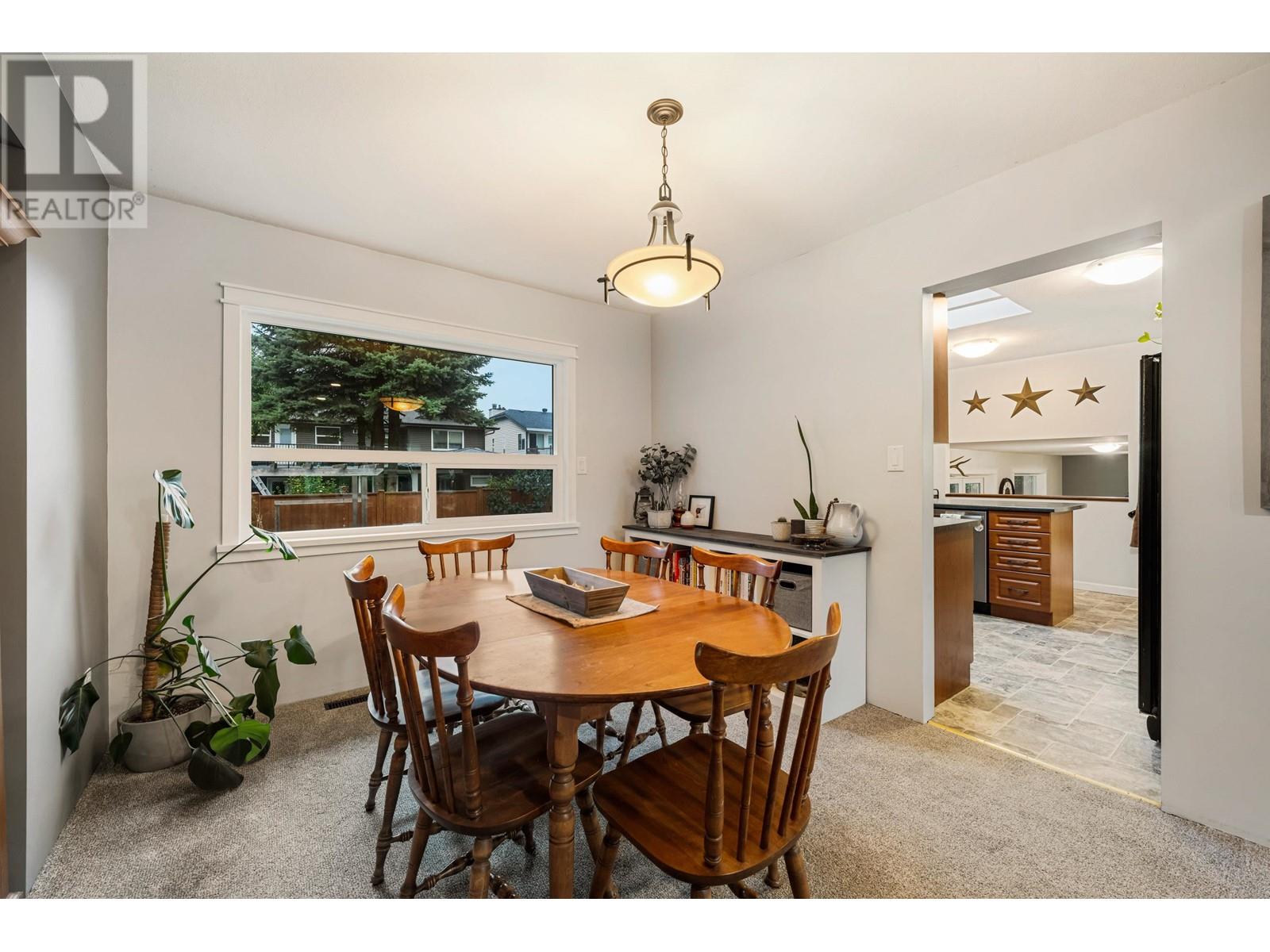 20335 Dale Drive, Maple Ridge, British Columbia  V2X 8V6 - Photo 9 - R2820935