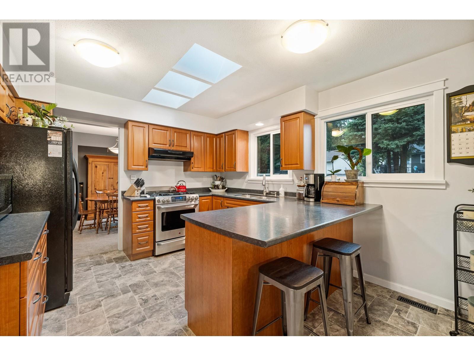 20335 Dale Drive, Maple Ridge, British Columbia  V2X 8V6 - Photo 10 - R2820935