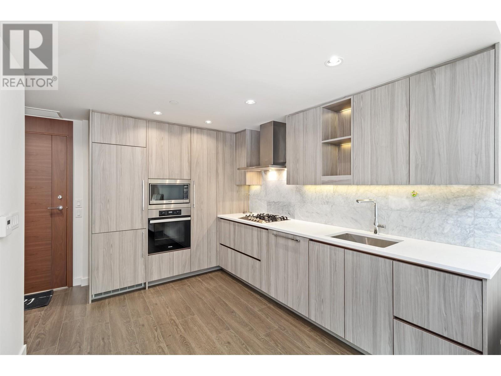 911 89 Nelson Street, Vancouver, British Columbia  V6Z 0E7 - Photo 3 - R2822706