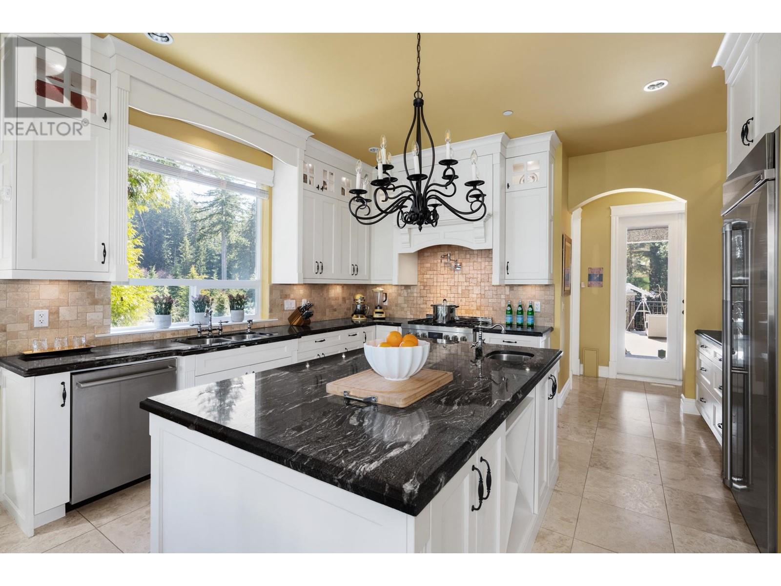 1483 Crystal Creek Drive, Port Moody, British Columbia  V3H 0A3 - Photo 18 - R2802039
