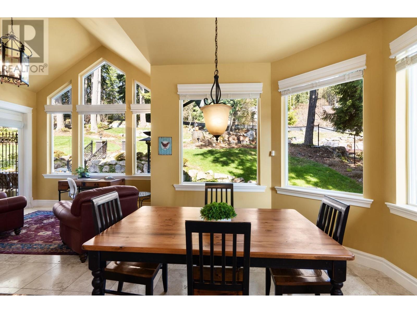 1483 Crystal Creek Drive, Port Moody, British Columbia  V3H 0A3 - Photo 10 - R2802039