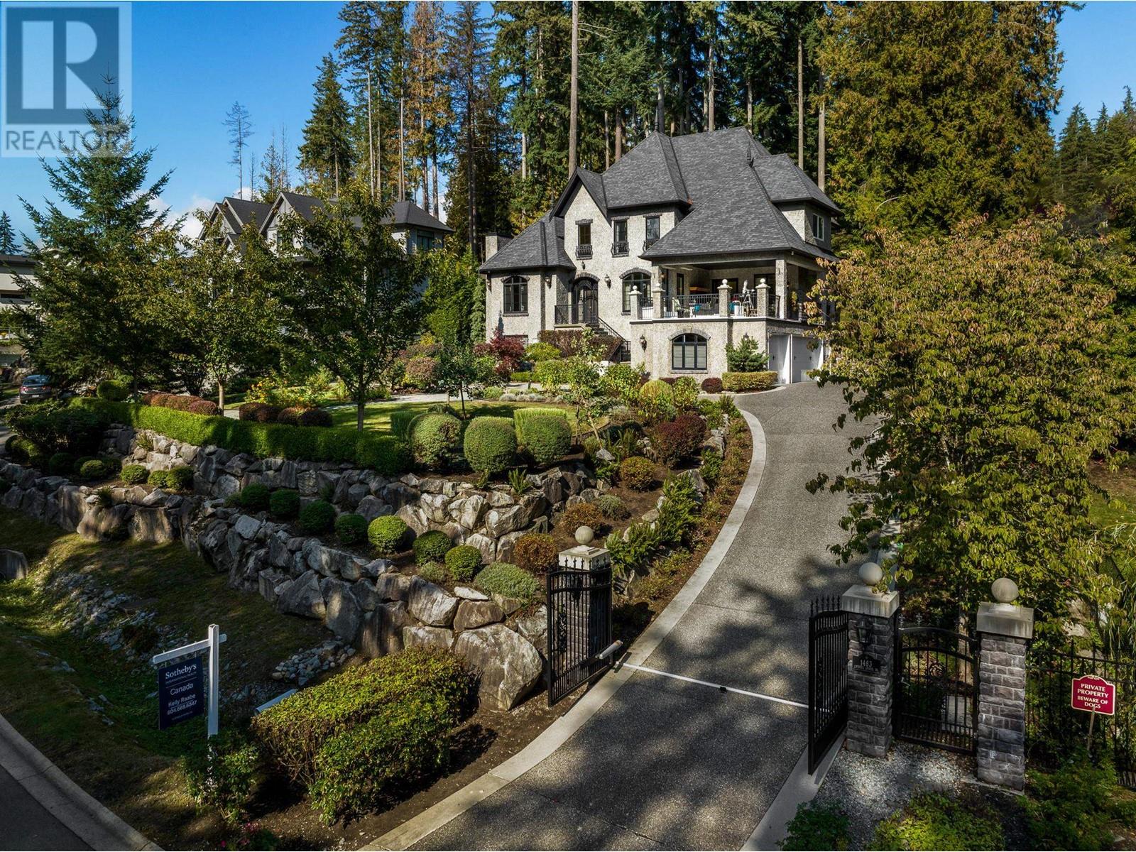 1483 CRYSTAL CREEK DRIVE, port moody, British Columbia