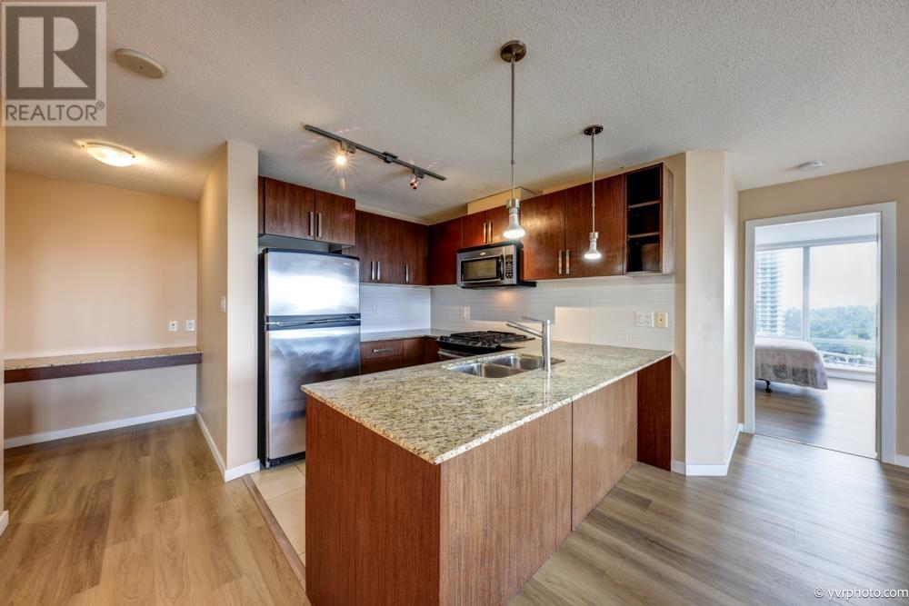 1105 9888 Cameron Street, Burnaby, British Columbia  V3J 0A4 - Photo 3 - R2821023