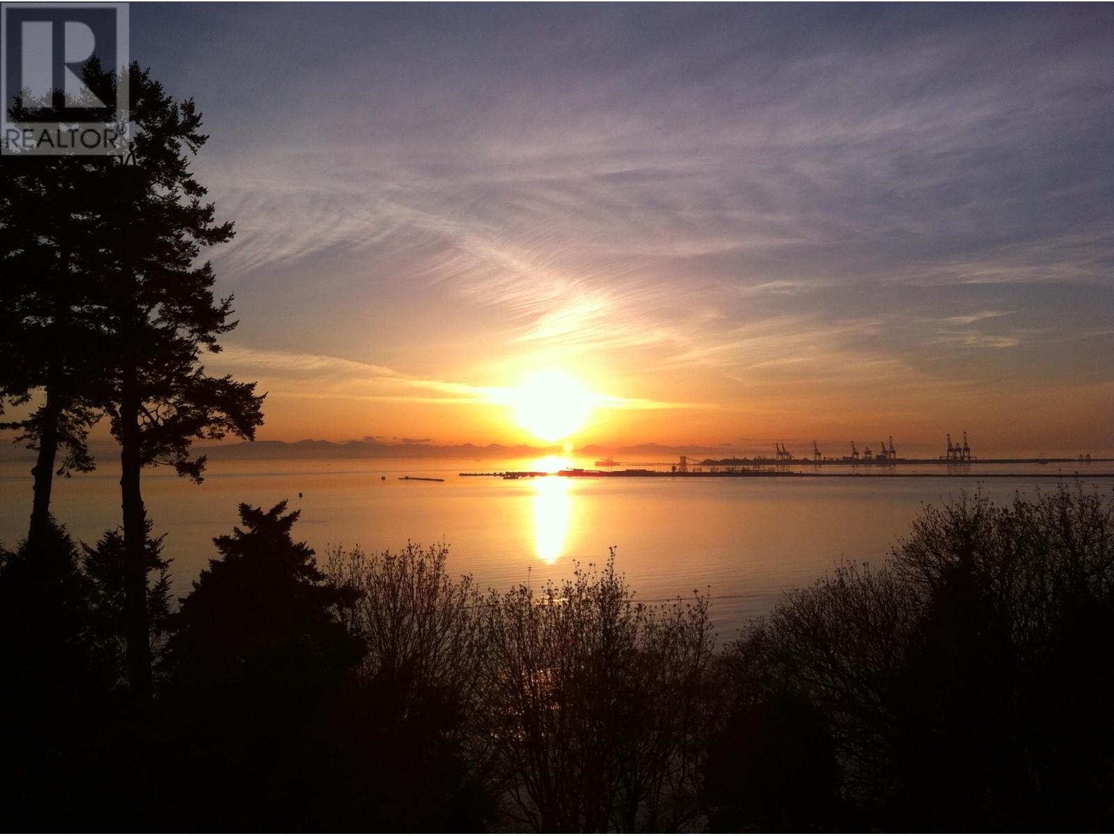 111 Graham Drive, Delta, British Columbia  V4M 2J4 - Photo 1 - R2822650