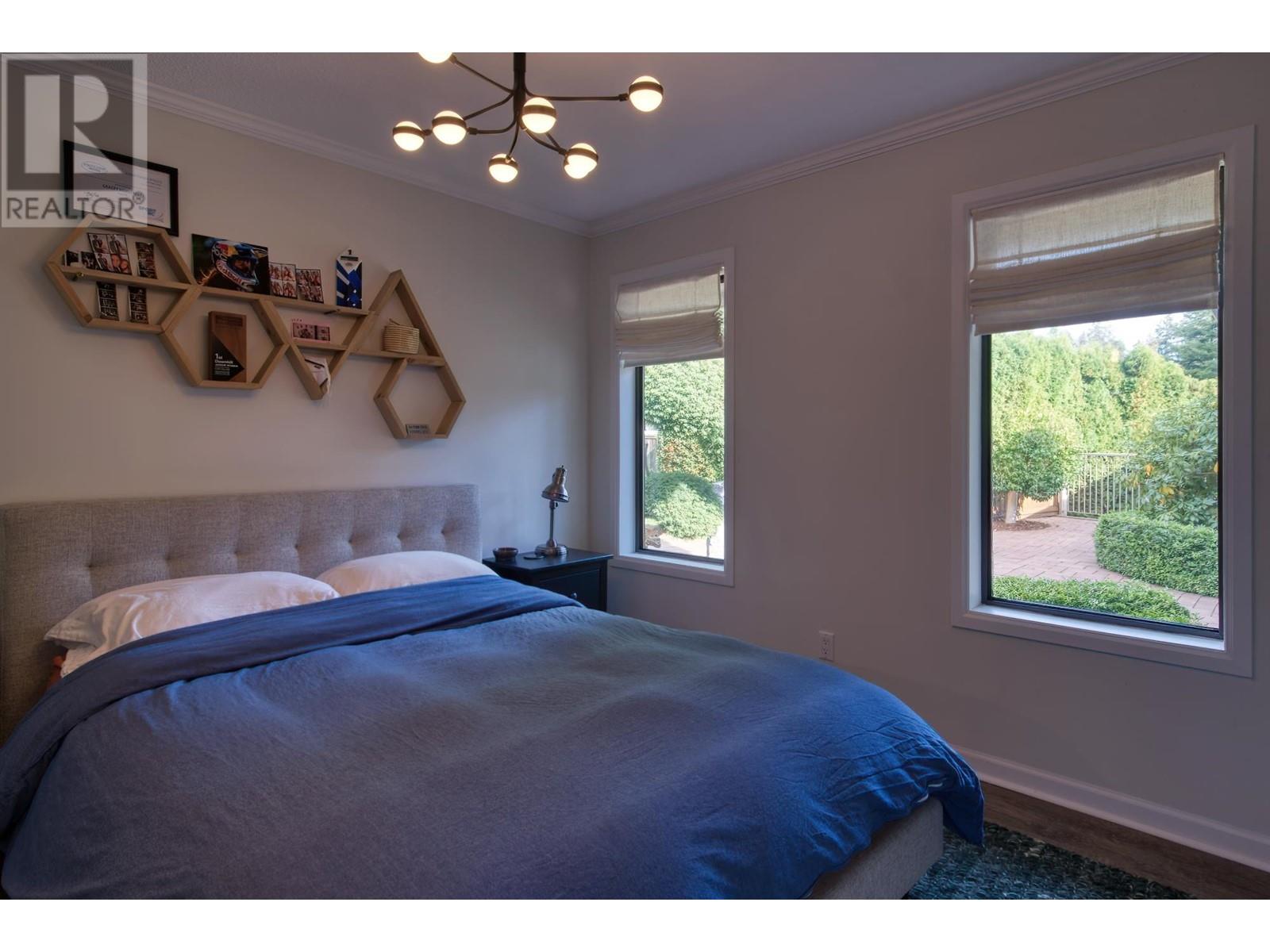 7073 Dale Road, Sechelt, British Columbia  V7Z 0N2 - Photo 25 - R2822191
