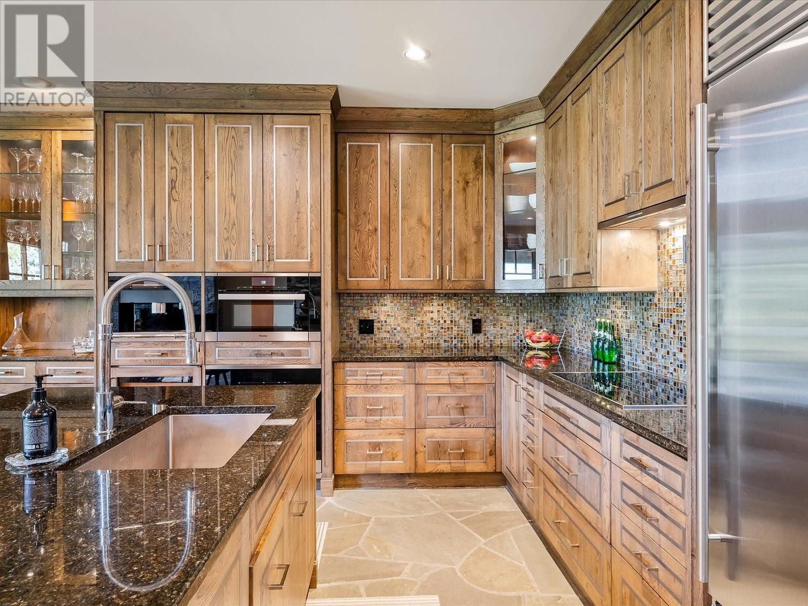 8378 Glen Abbey Lane, Whistler, British Columbia  V8E 1J7 - Photo 16 - R2821541