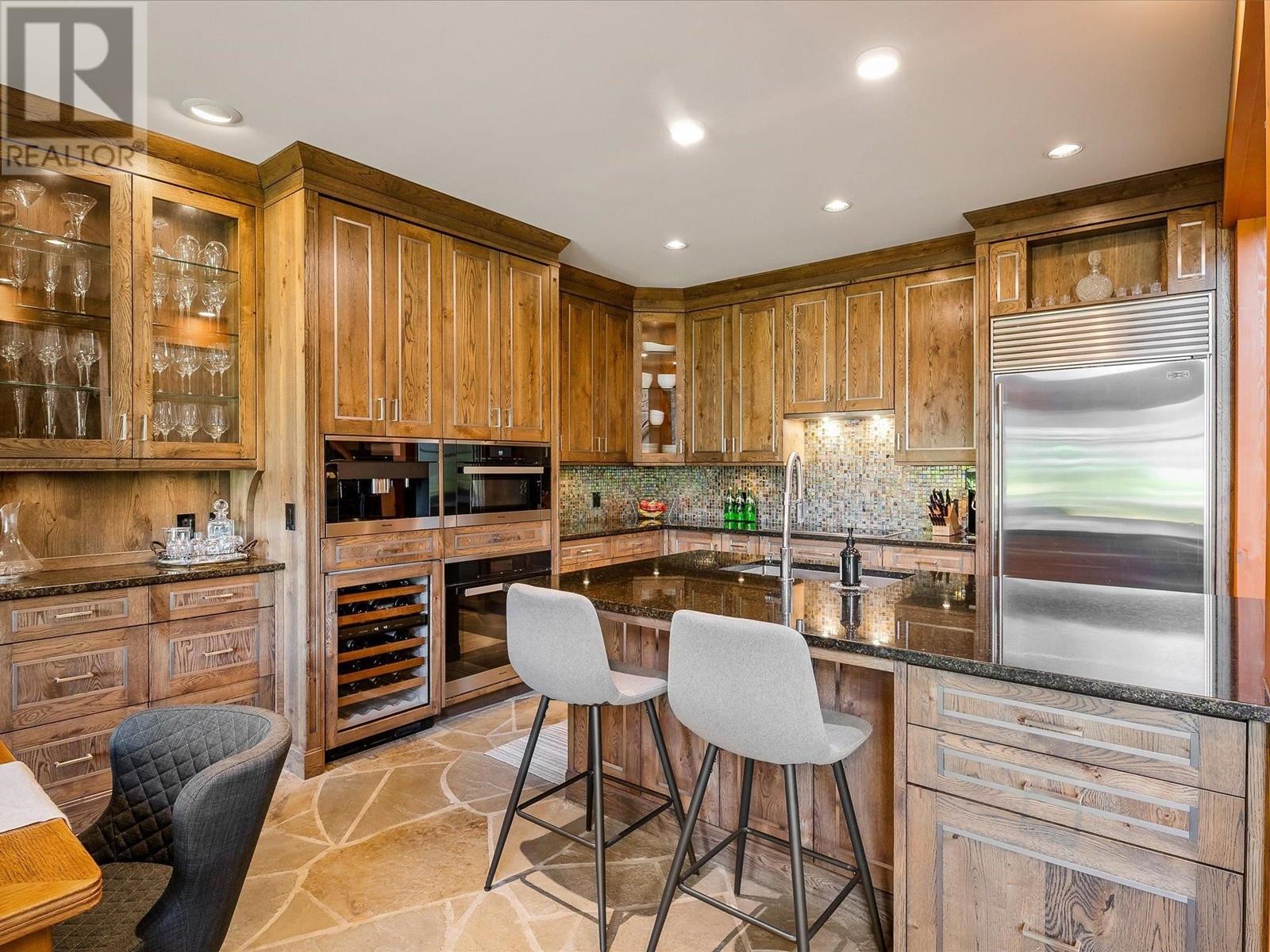 8378 Glen Abbey Lane, Whistler, British Columbia  V8E 1J7 - Photo 13 - R2821541