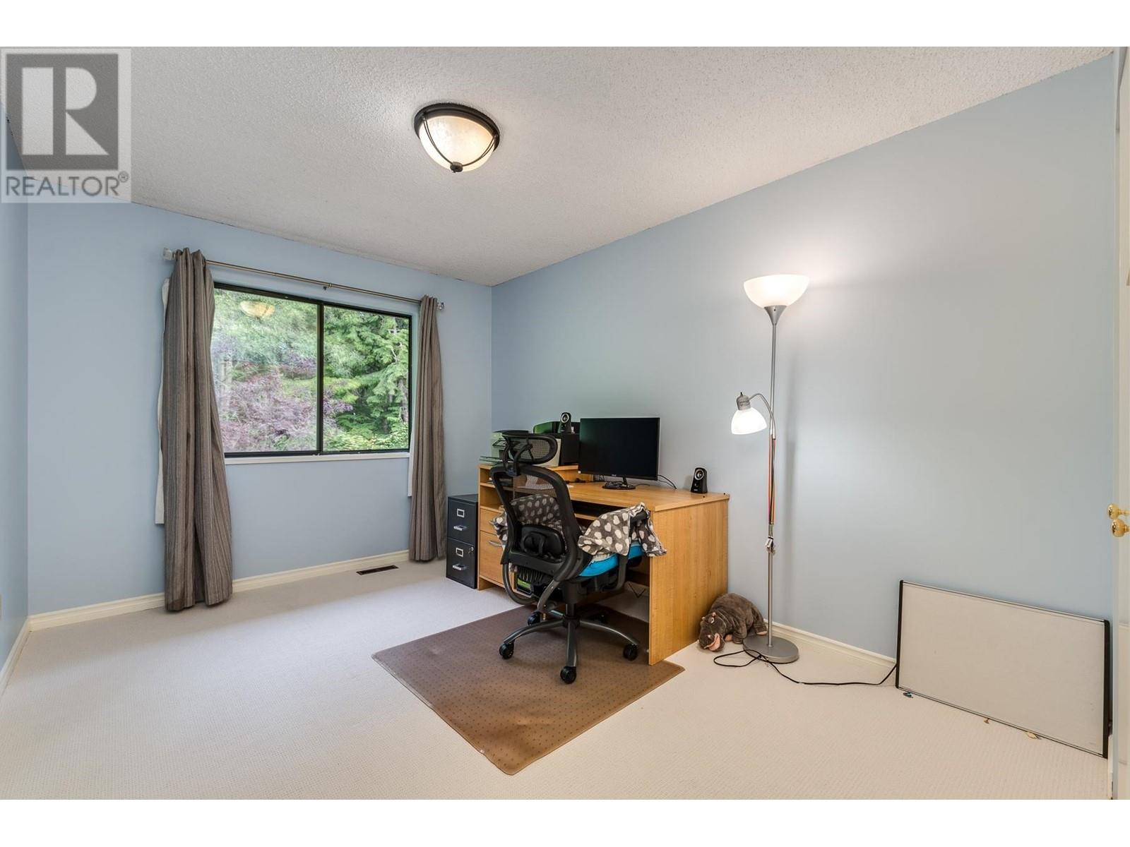 3990 Sunnycrest Drive, North Vancouver, British Columbia  V7R 3C9 - Photo 29 - R2794448