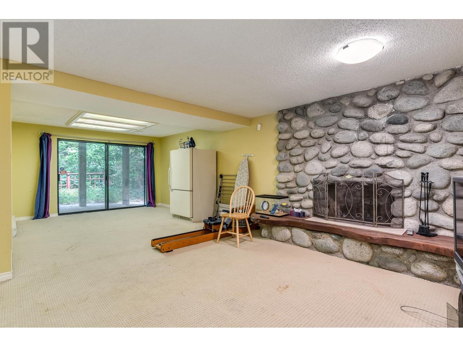 3990 Sunnycrest Drive, North Vancouver, British Columbia  V7R 3C9 - Photo 37 - R2794448
