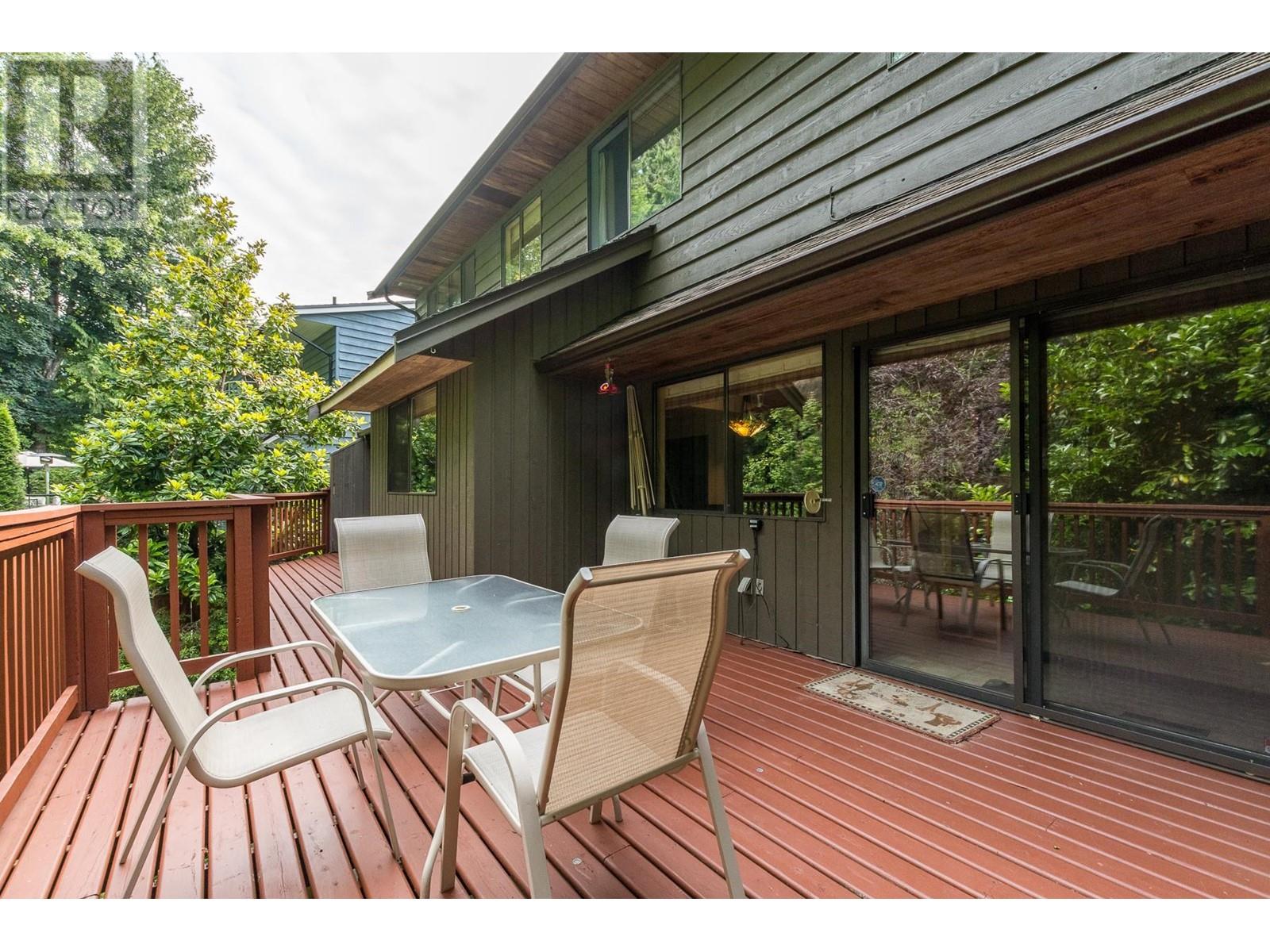 3990 Sunnycrest Drive, North Vancouver, British Columbia  V7R 3C9 - Photo 38 - R2794448
