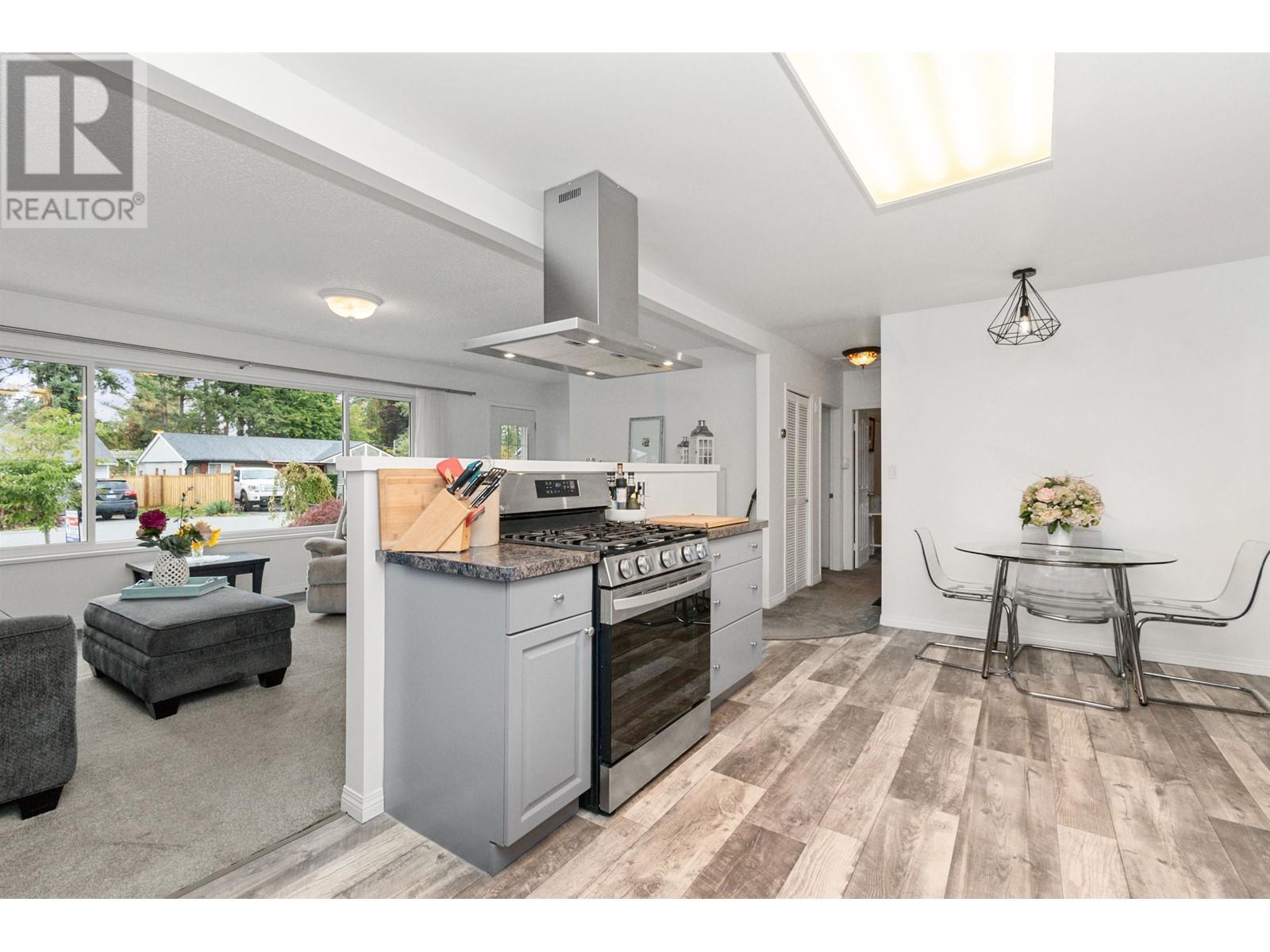 22634 123 Avenue, Maple Ridge, British Columbia  V2X 4E2 - Photo 4 - R2819063