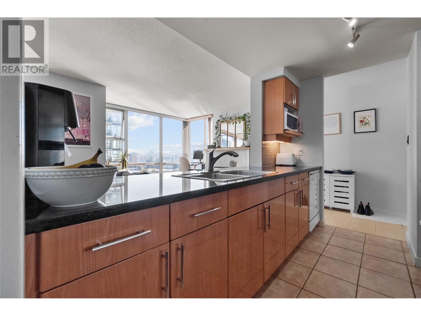 1801 1077 Marinaside Crescent, Vancouver, British Columbia  V6Z 2Z5 - Photo 13 - R2822535