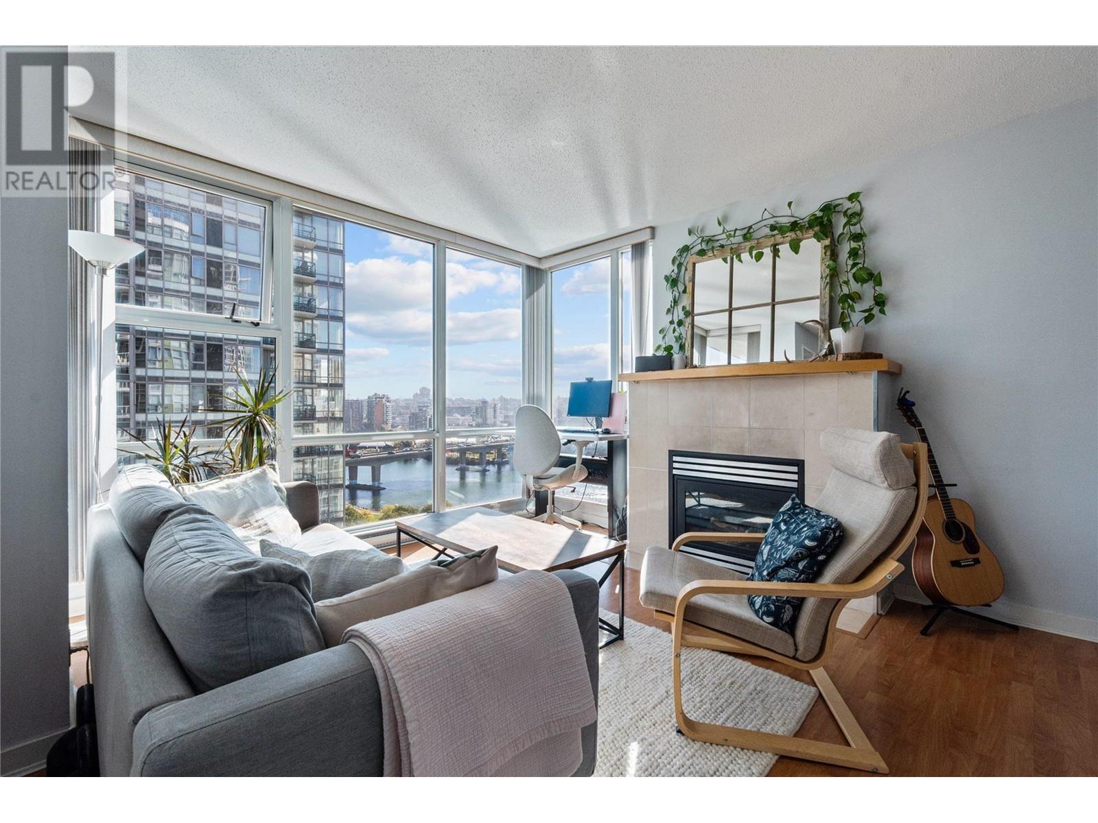 1801 1077 Marinaside Crescent, Vancouver, British Columbia  V6Z 2Z5 - Photo 4 - R2822535