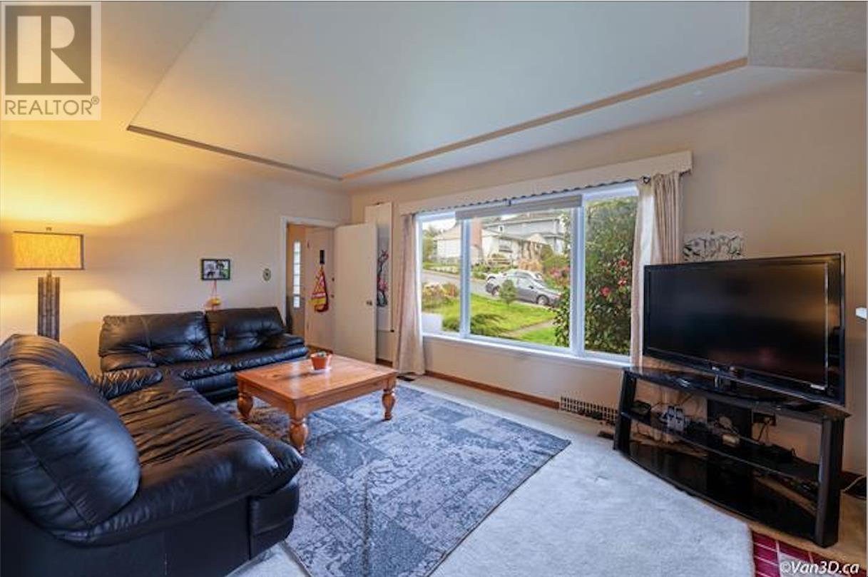 7989 Mcgregor Avenue, Burnaby, British Columbia  V5J 4H4 - Photo 5 - R2822716