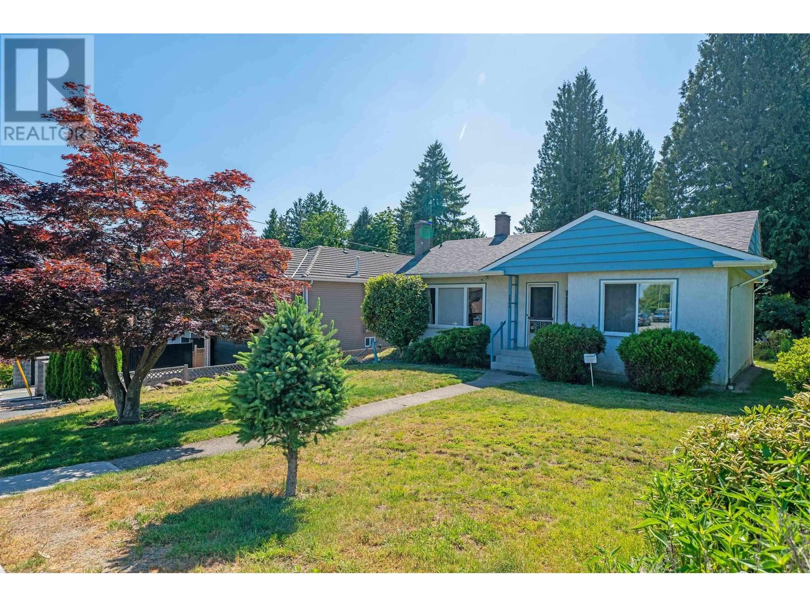 7989 Mcgregor Avenue, Burnaby, British Columbia  V5J 4H4 - Photo 2 - R2822716