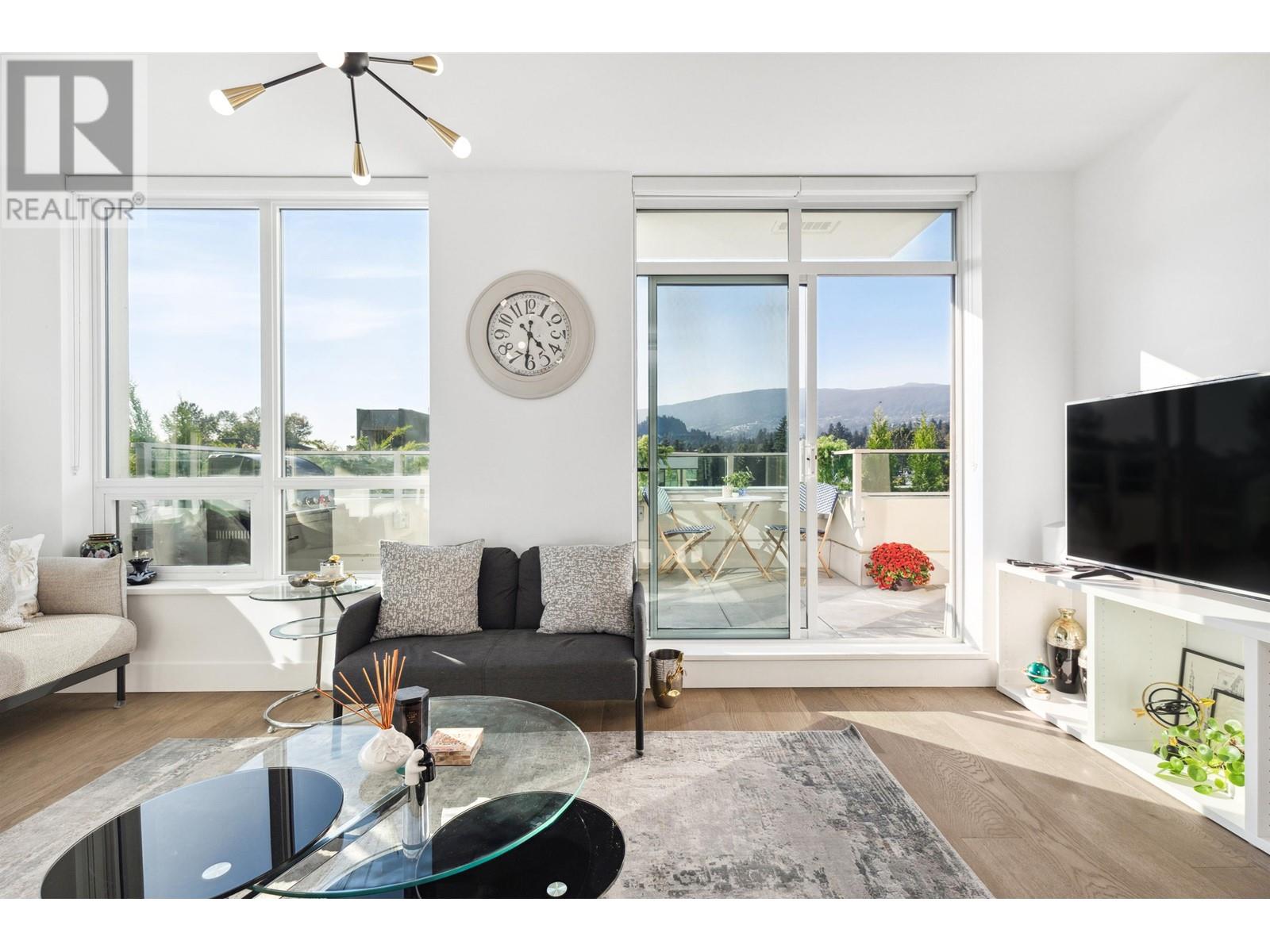 306 1632 Lions Gate Lane, North Vancouver, British Columbia  V7P 3B4 - Photo 7 - R2820477