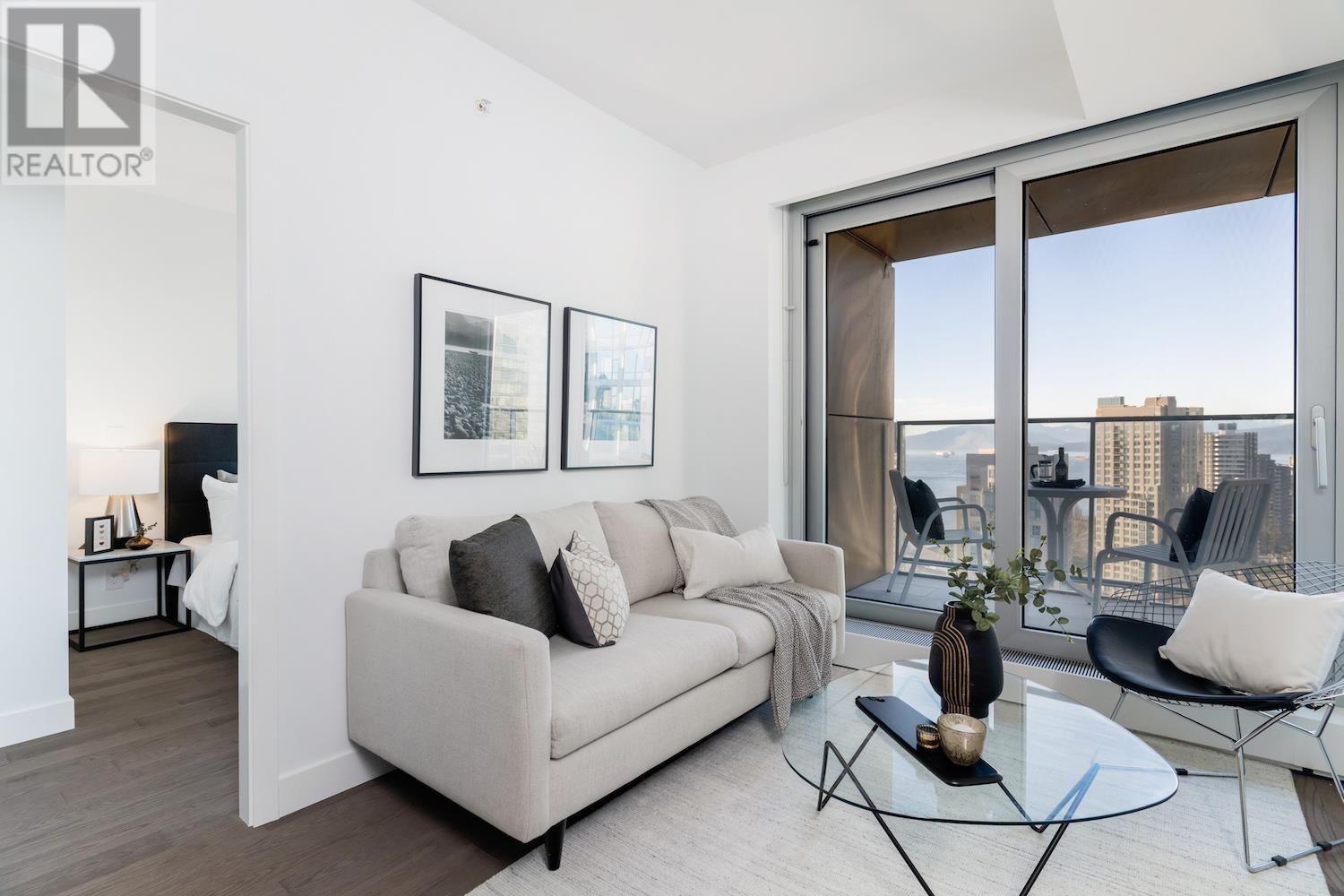 2807 1480 HOWE STREET, vancouver, British Columbia