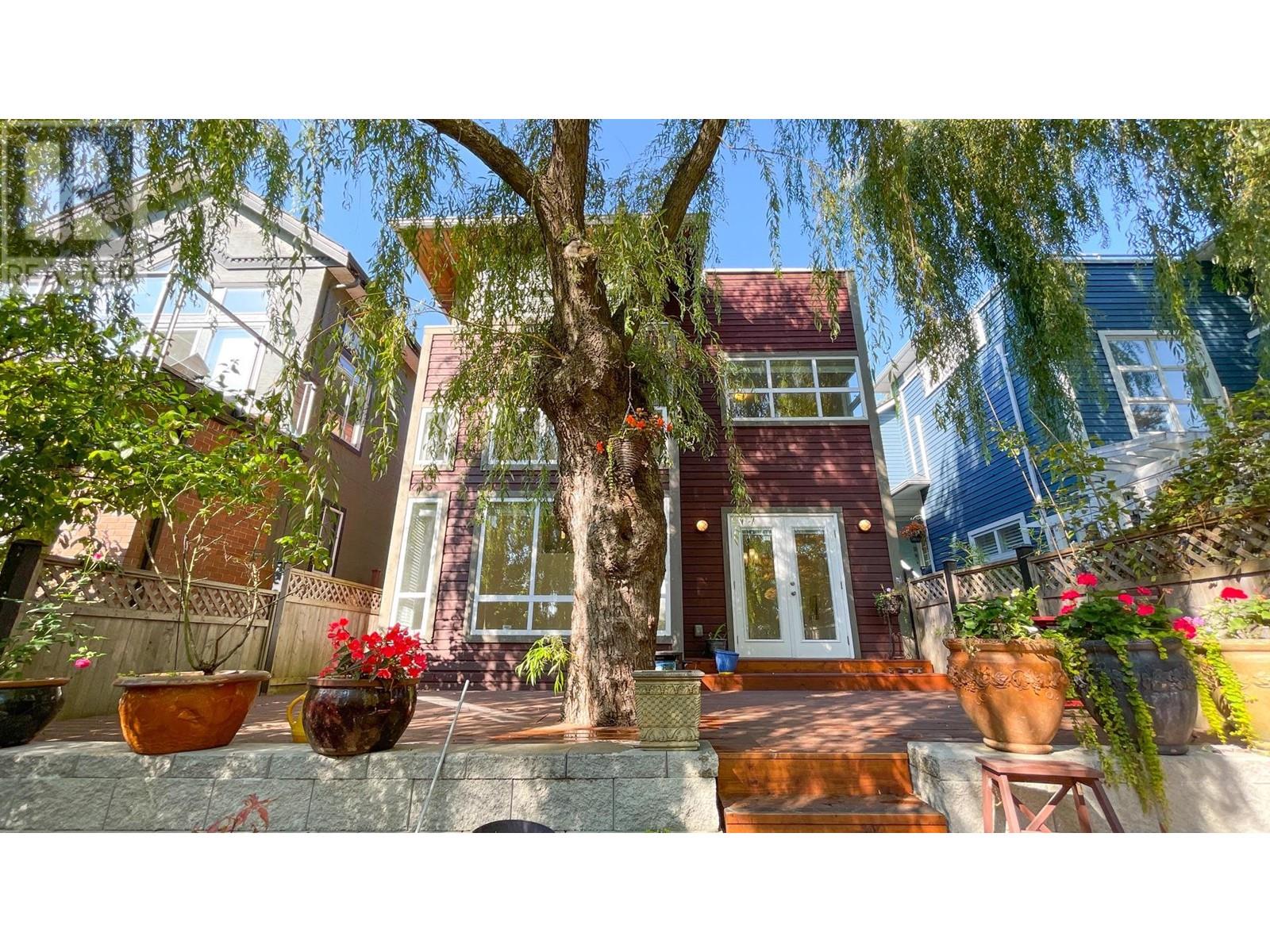 2471 E Kent Avenue North, Vancouver, British Columbia  V5S 2H7 - Photo 2 - R2820191