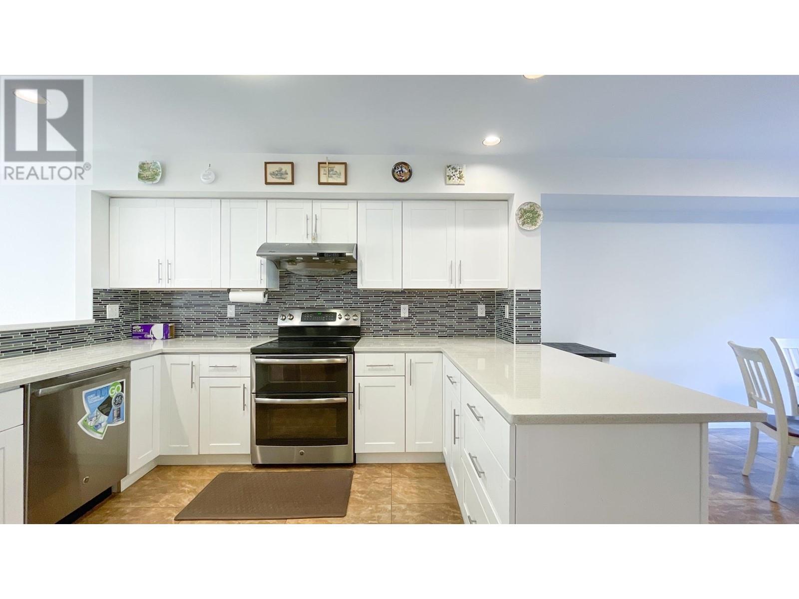 2471 E Kent Avenue North, Vancouver, British Columbia  V5S 2H7 - Photo 9 - R2820191