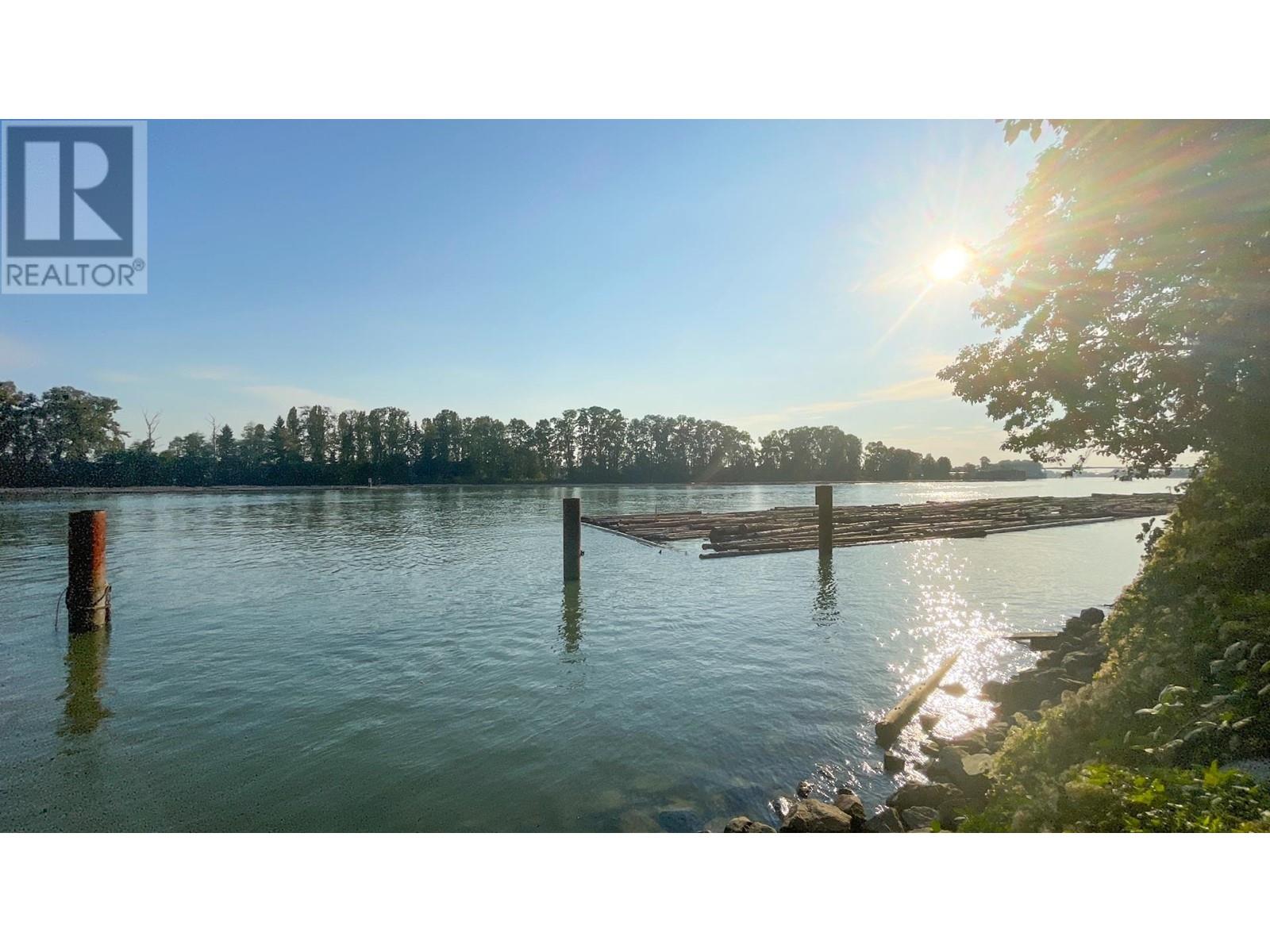 2471 E Kent Avenue North, Vancouver, British Columbia  V5S 2H7 - Photo 35 - R2820191