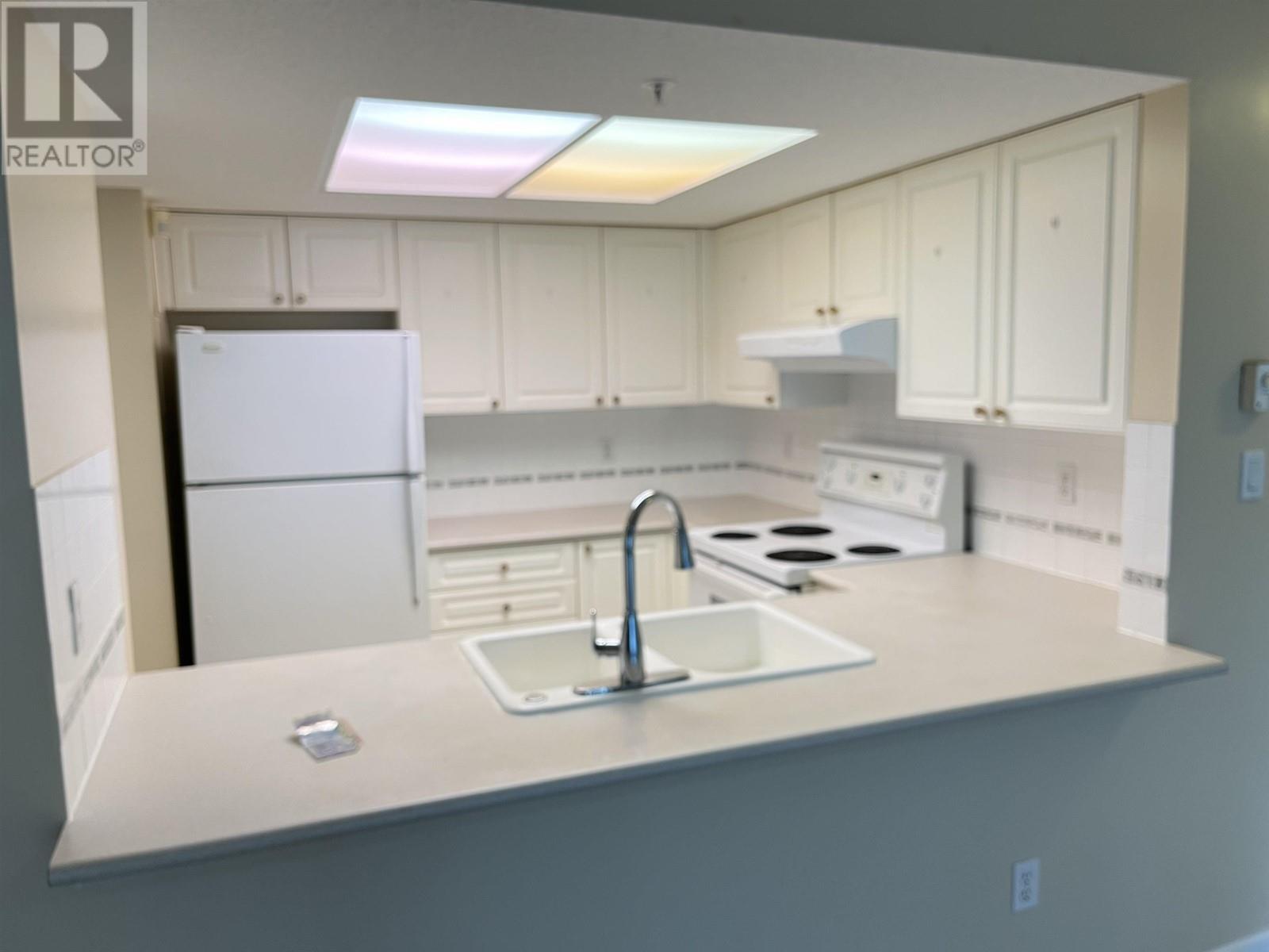 601 6088 Minoru Boulevard, Richmond, British Columbia  V6Y 4A8 - Photo 5 - R2822310