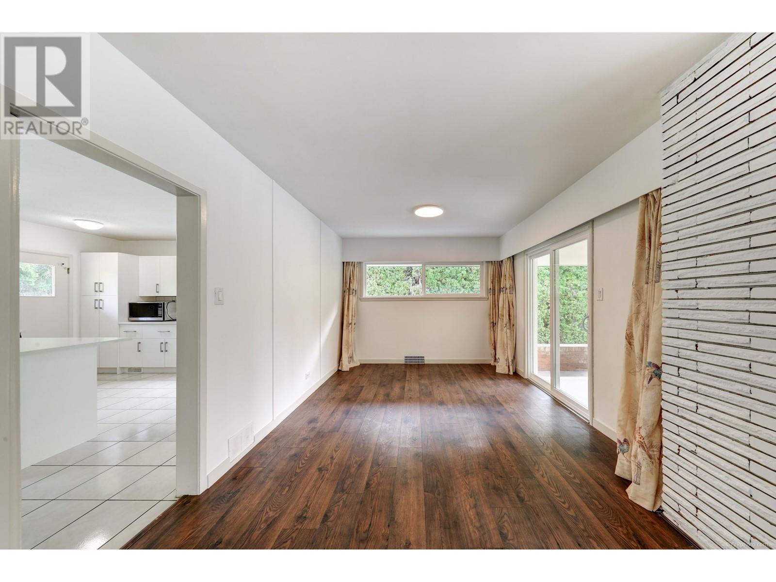 5569 University Boulevard, Vancouver, British Columbia  V6T 1K5 - Photo 6 - R2822465