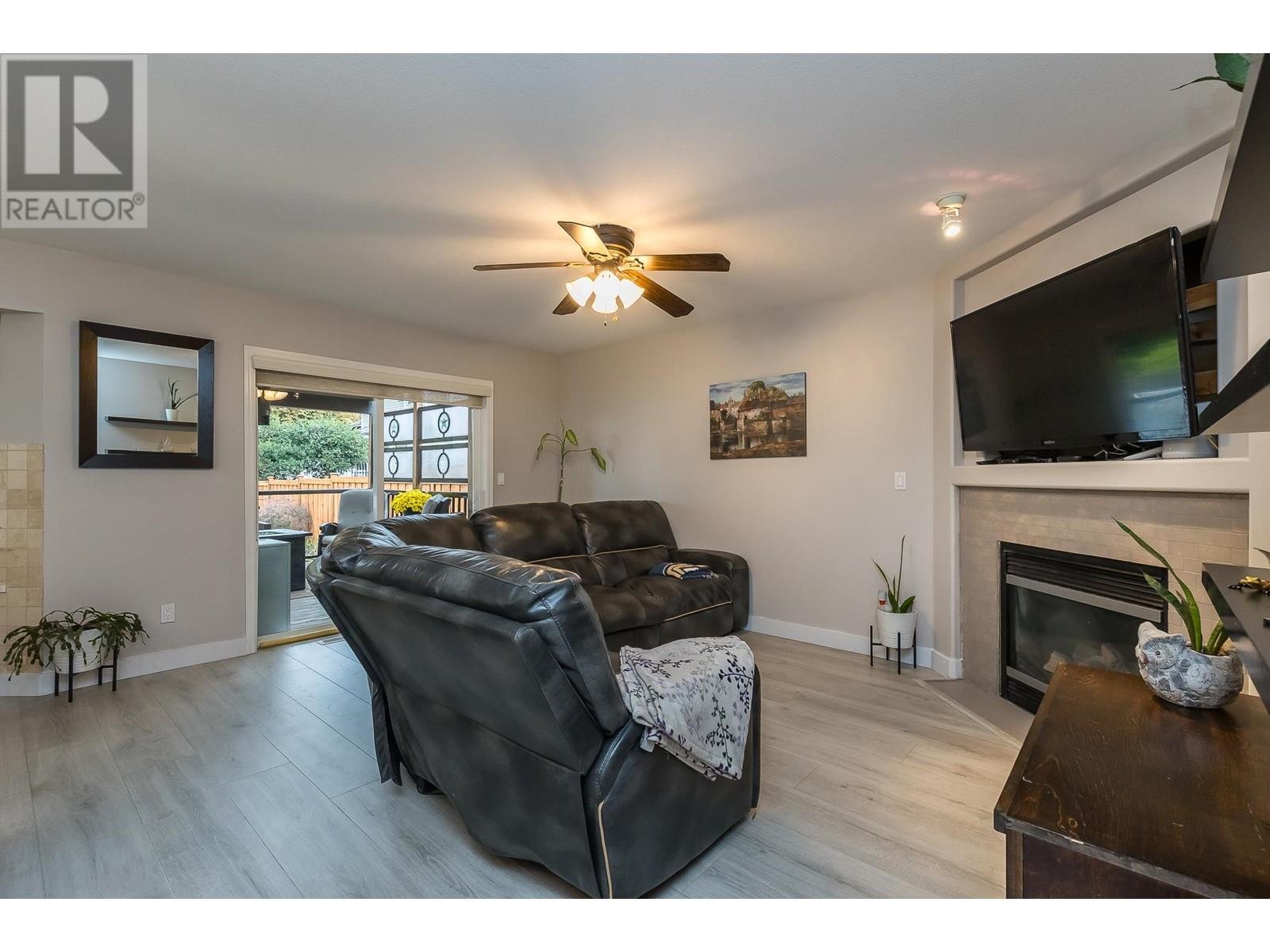 19163 Doerksen Drive, Pitt Meadows, British Columbia  V3Y 2C4 - Photo 15 - R2821777