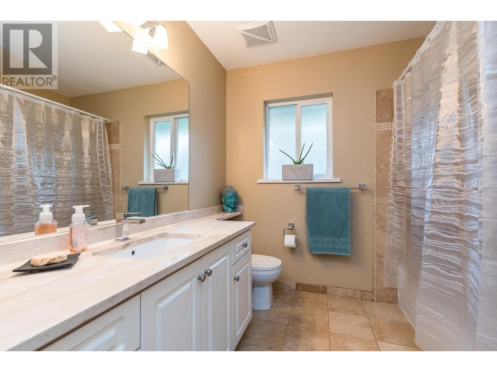 19163 Doerksen Drive, Pitt Meadows, British Columbia  V3Y 2C4 - Photo 26 - R2821777