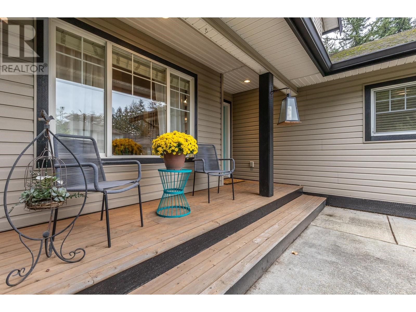 19163 Doerksen Drive, Pitt Meadows, British Columbia  V3Y 2C4 - Photo 40 - R2821777