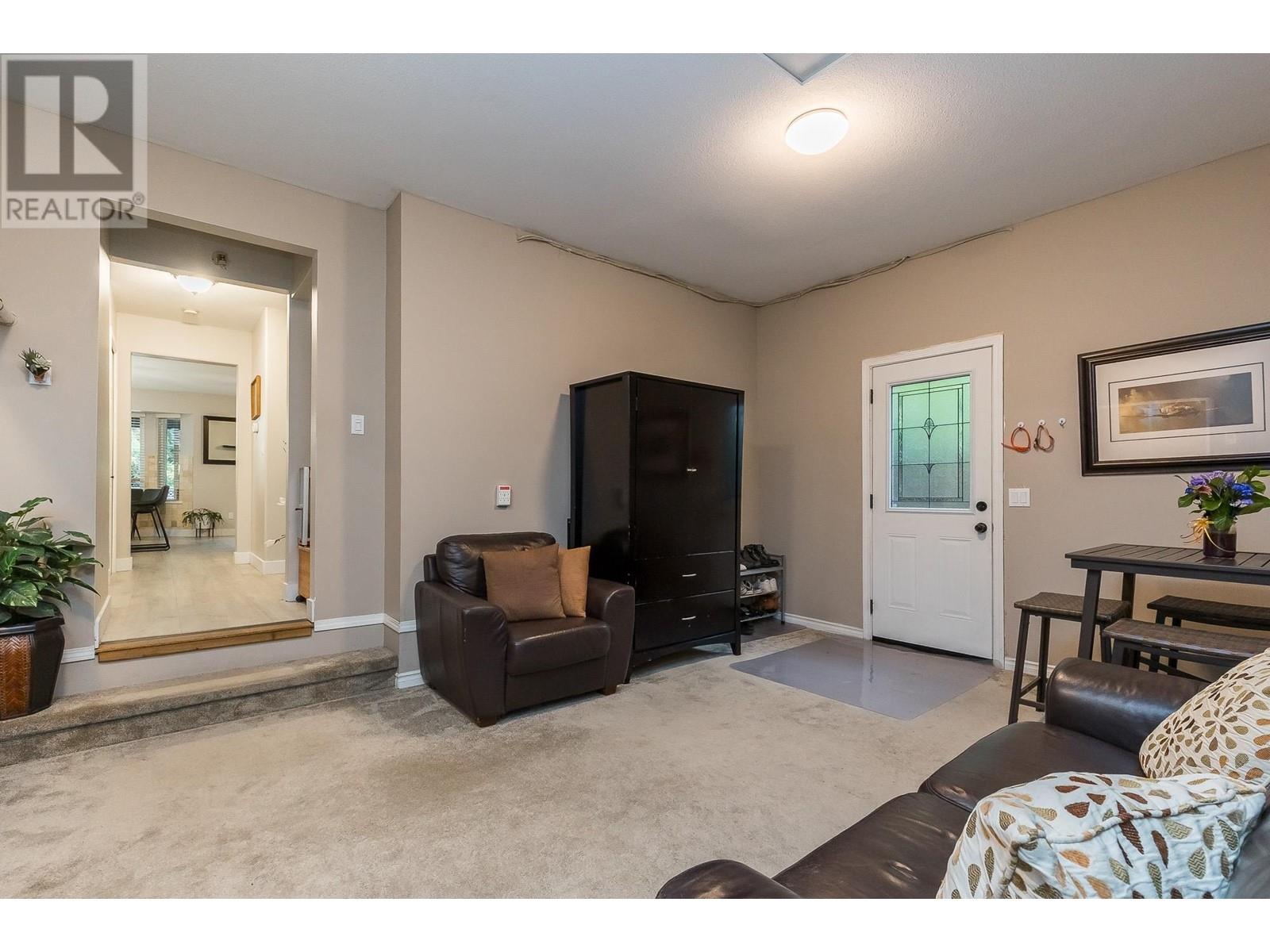 19163 Doerksen Drive, Pitt Meadows, British Columbia  V3Y 2C4 - Photo 28 - R2821777