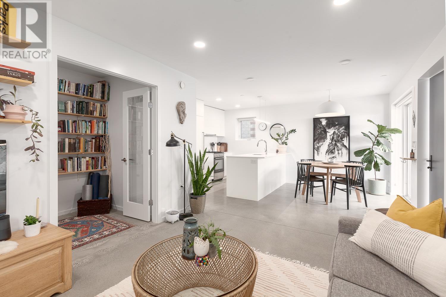 2333 NAPIER STREET, vancouver, British Columbia