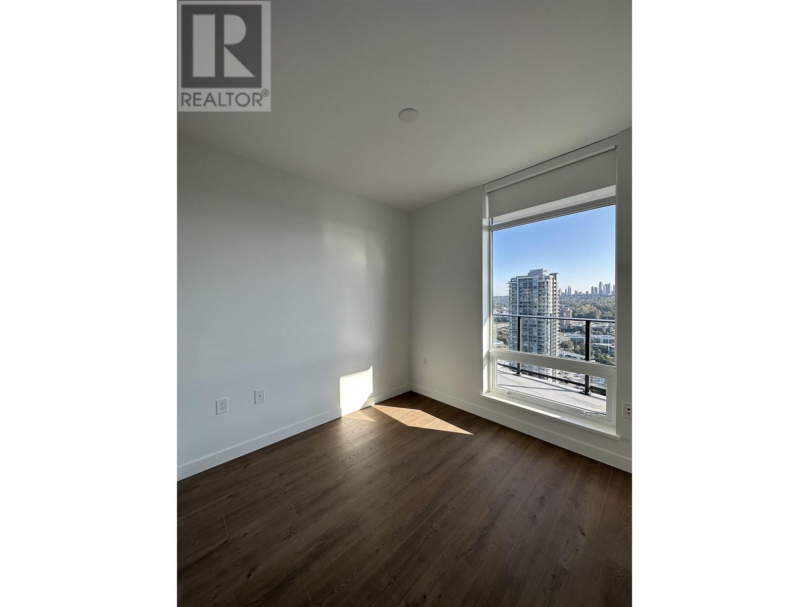 330x 2181 Madison Avenue, Burnaby, British Columbia  V5C 4B3 - Photo 6 - R2822750
