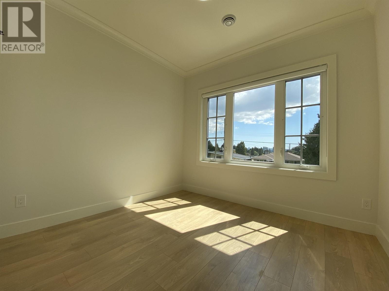 5349 Parker Street, Burnaby, British Columbia  V5B 1Z8 - Photo 22 - R2767656
