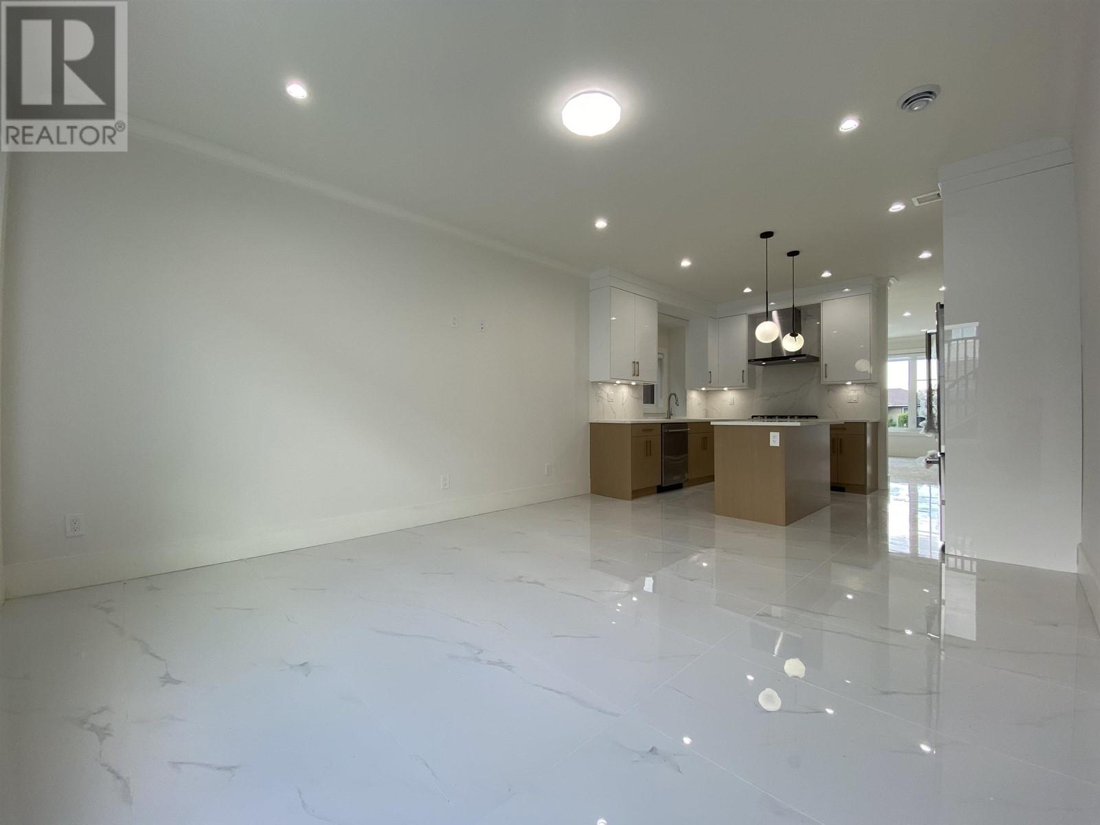 5349 Parker Street, Burnaby, British Columbia  V5B 1Z8 - Photo 14 - R2767656