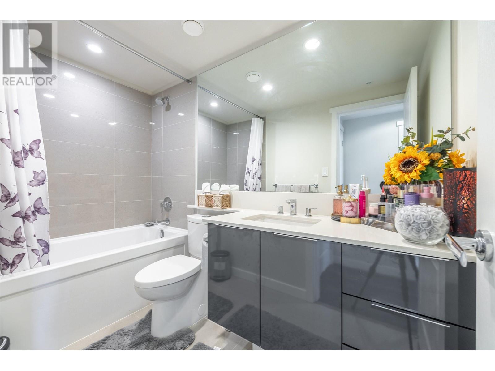 1206 3096 Windsor Gate, Coquitlam, British Columbia  V3B 0P4 - Photo 13 - R2821546