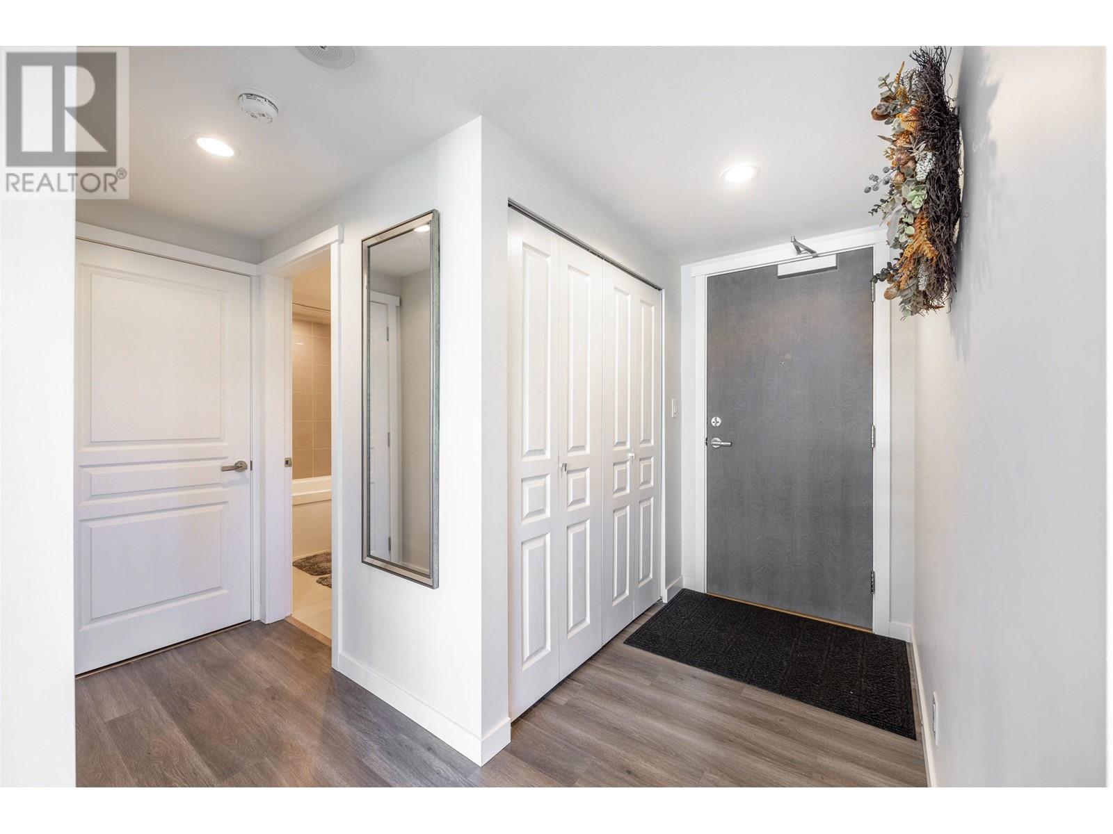 1206 3096 Windsor Gate, Coquitlam, British Columbia  V3B 0P4 - Photo 14 - R2821546