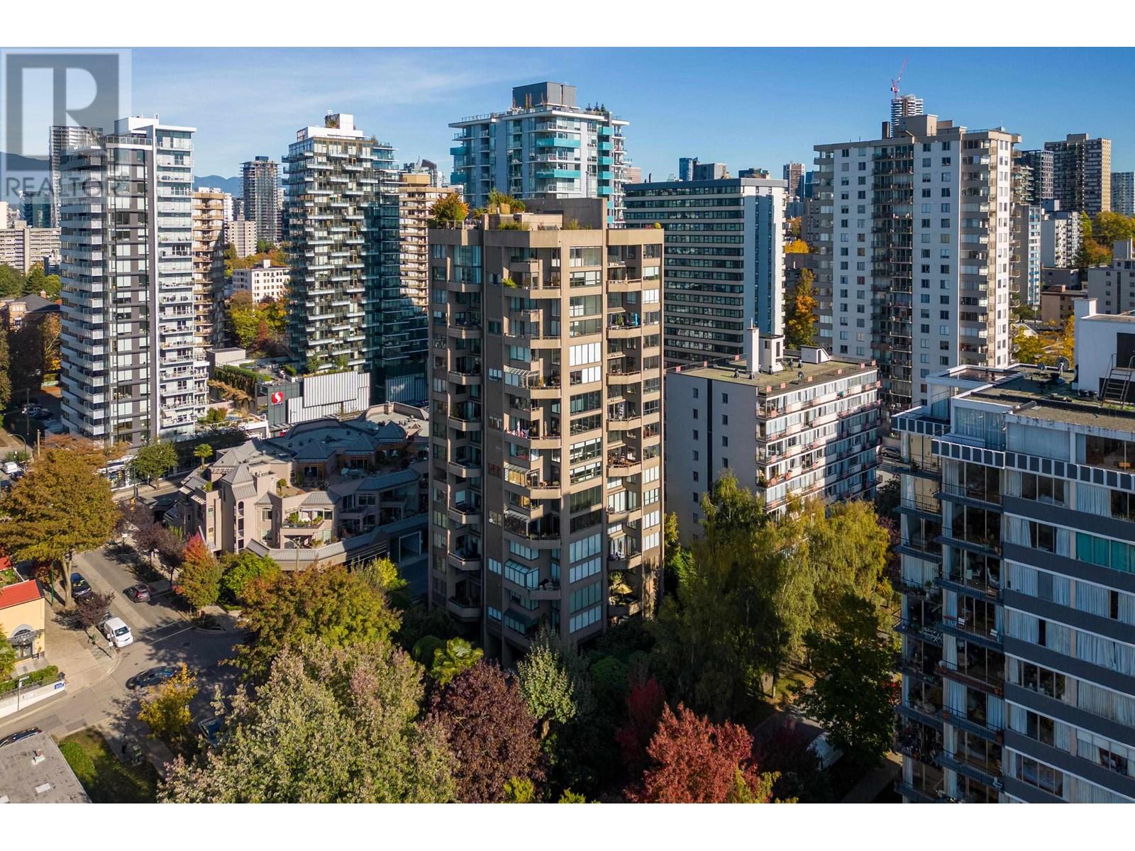 803 1236 Bidwell Street, Vancouver, British Columbia  V6G 2K9 - Photo 2 - R2822754