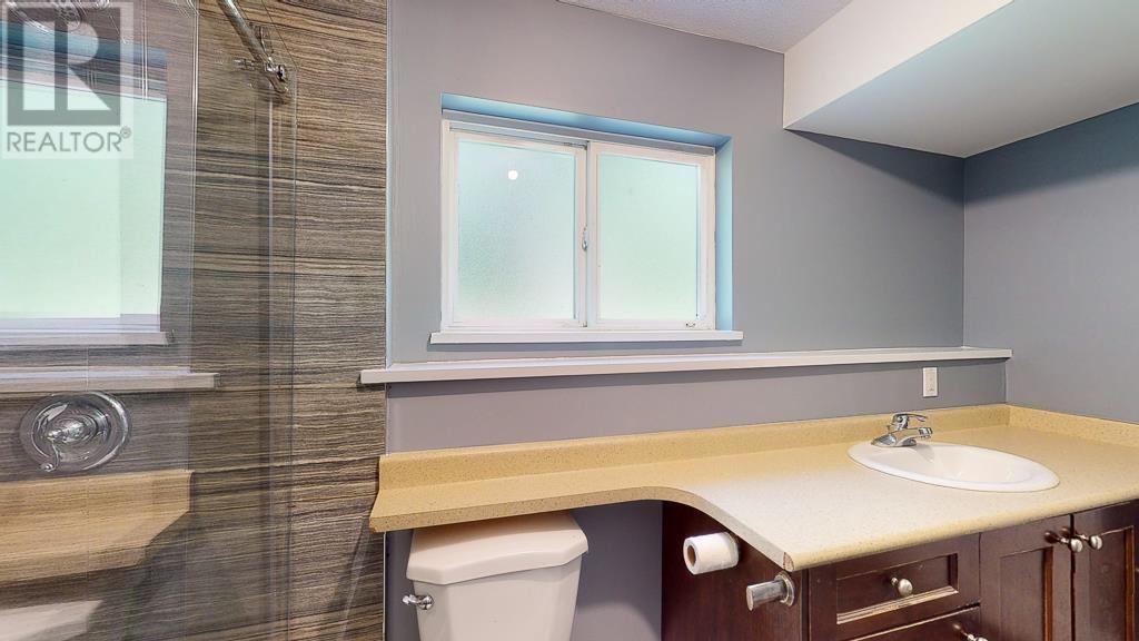 7629 Redrooffs Road, Halfmoon Bay, British Columbia  V0N 1Y1 - Photo 12 - R2822366