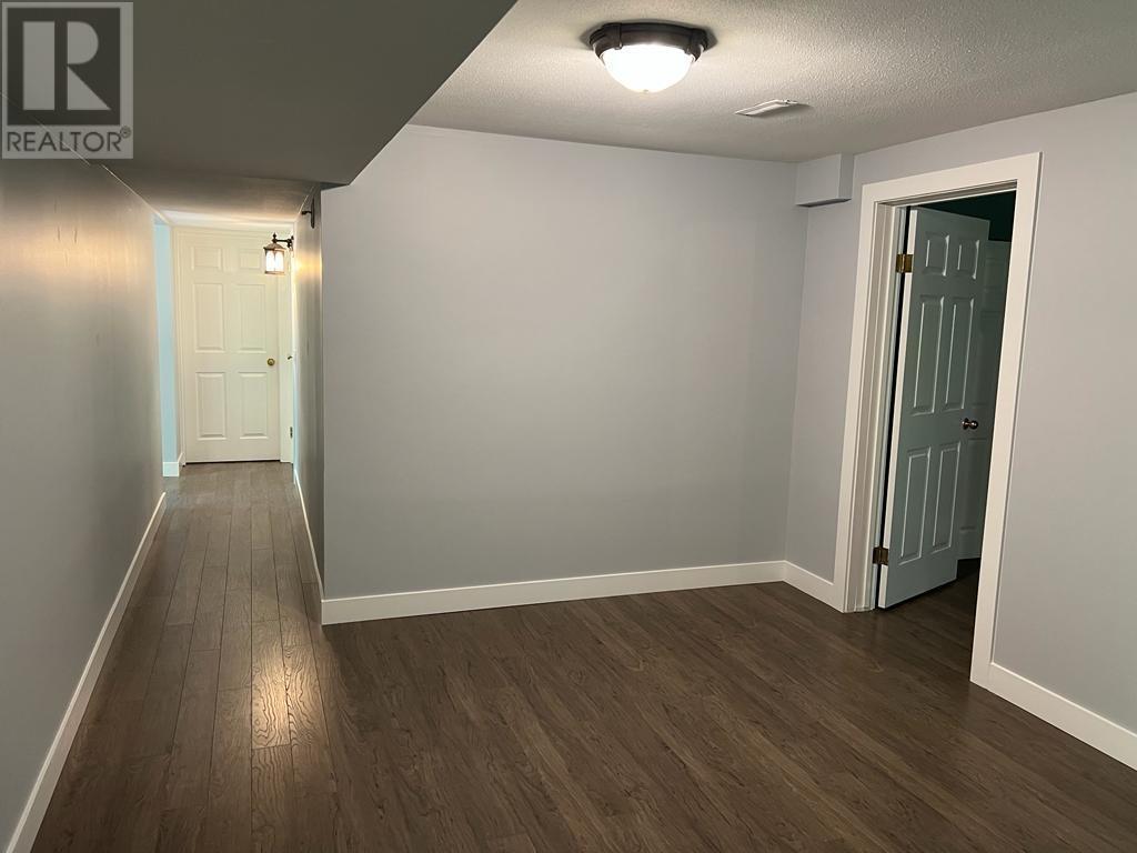 7629 Redrooffs Road, Halfmoon Bay, British Columbia  V0N 1Y1 - Photo 8 - R2822366