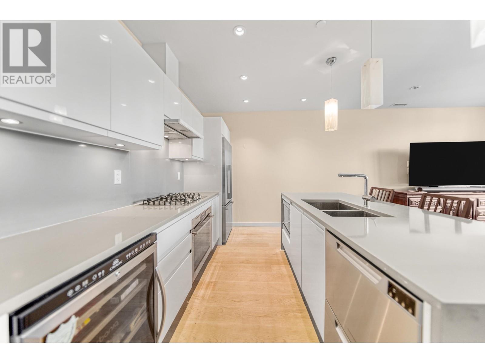 302 2095 W 44th Avenue, Vancouver, British Columbia  V6M 2G1 - Photo 5 - R2822760