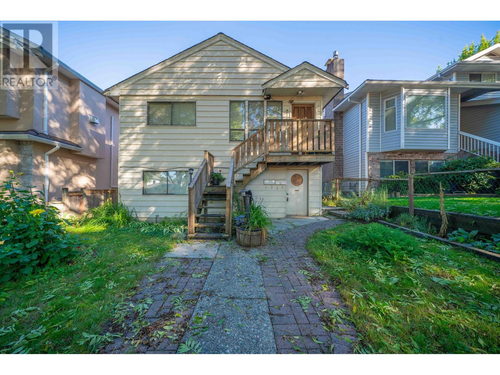 4874 Lanark Street, Vancouver, British Columbia  V5N 3S2 - Photo 2 - R2822109