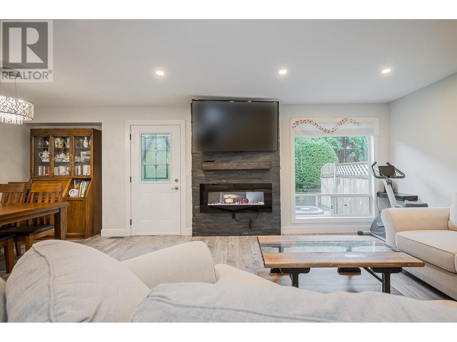 9 21541 Mayo Place, Maple Ridge, British Columbia  V2X 2L1 - Photo 21 - R2821778