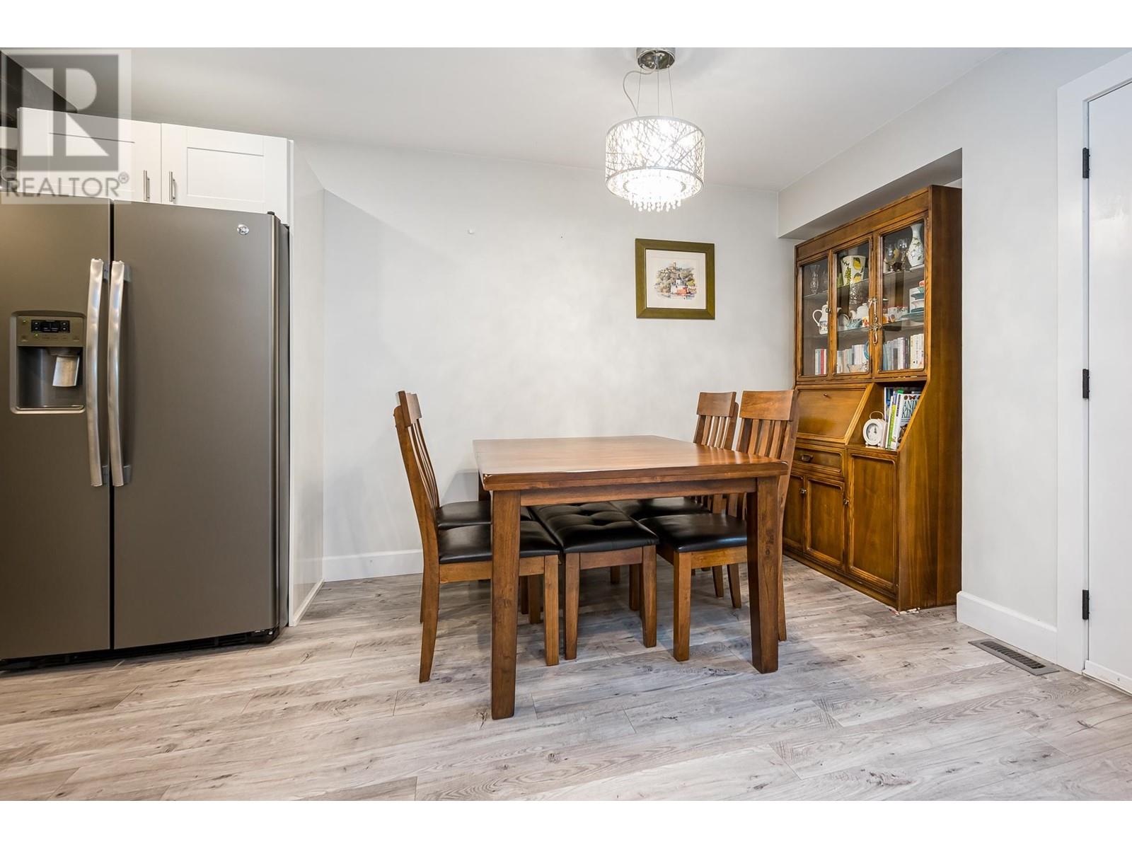 9 21541 Mayo Place, Maple Ridge, British Columbia  V2X 2L1 - Photo 9 - R2821778