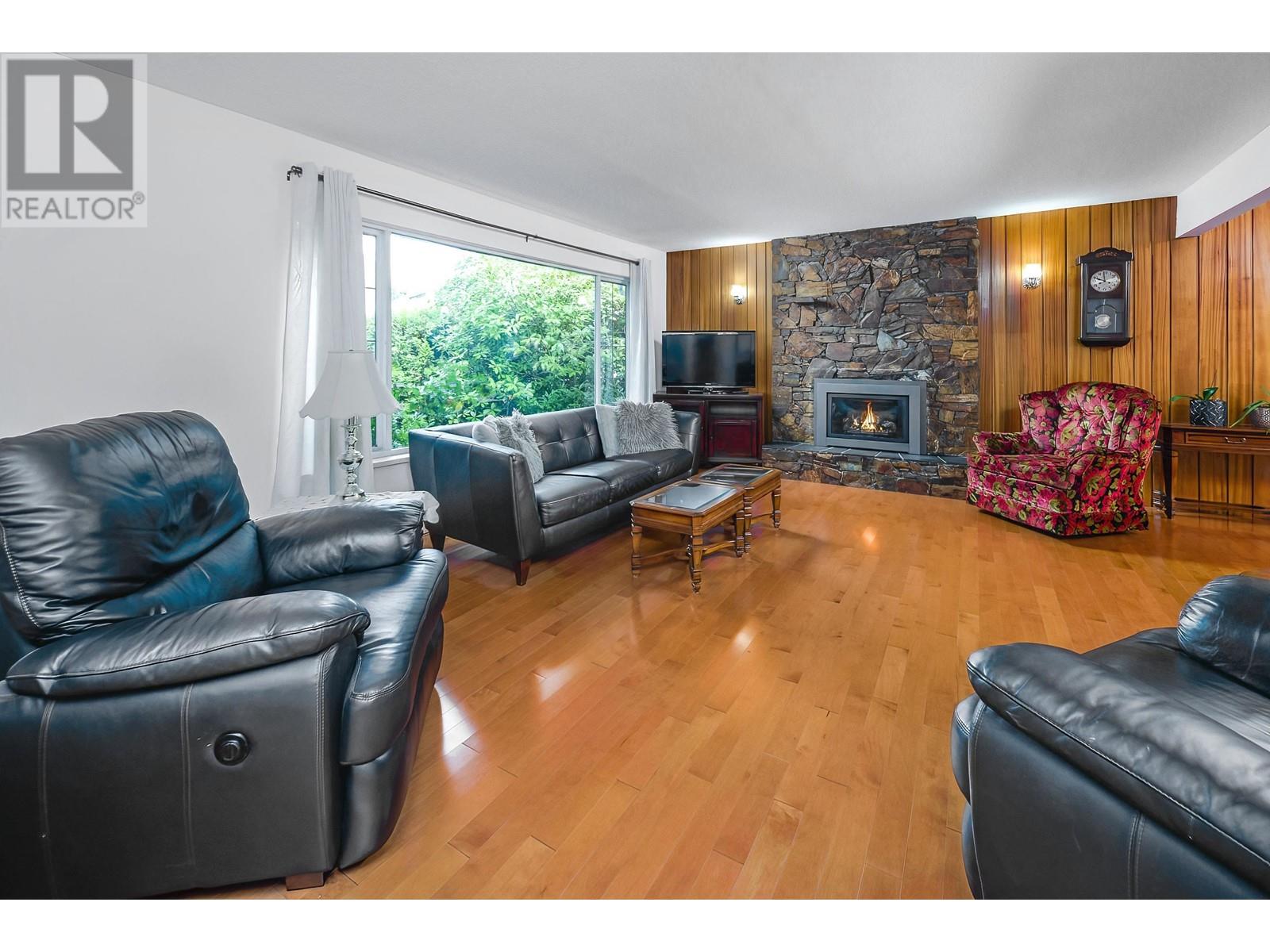 6011 Maple Road, Richmond, British Columbia  V7E 1G4 - Photo 12 - R2822569