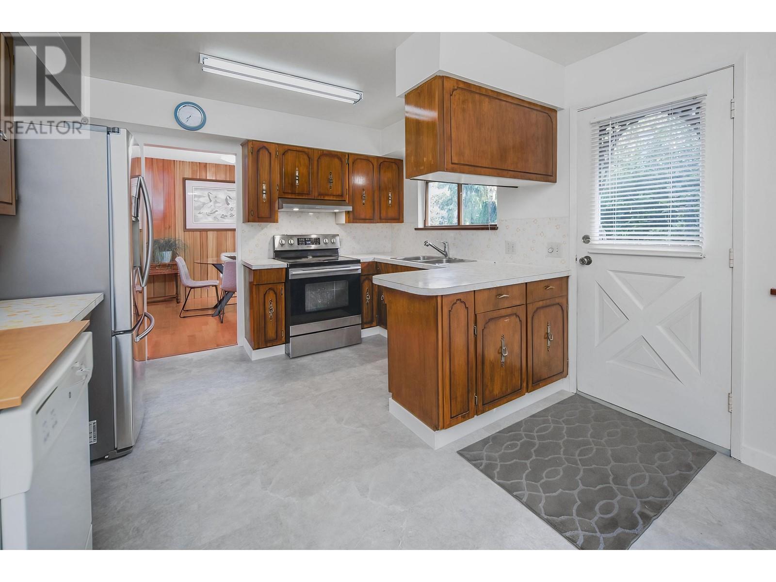 6011 Maple Road, Richmond, British Columbia  V7E 1G4 - Photo 17 - R2822569