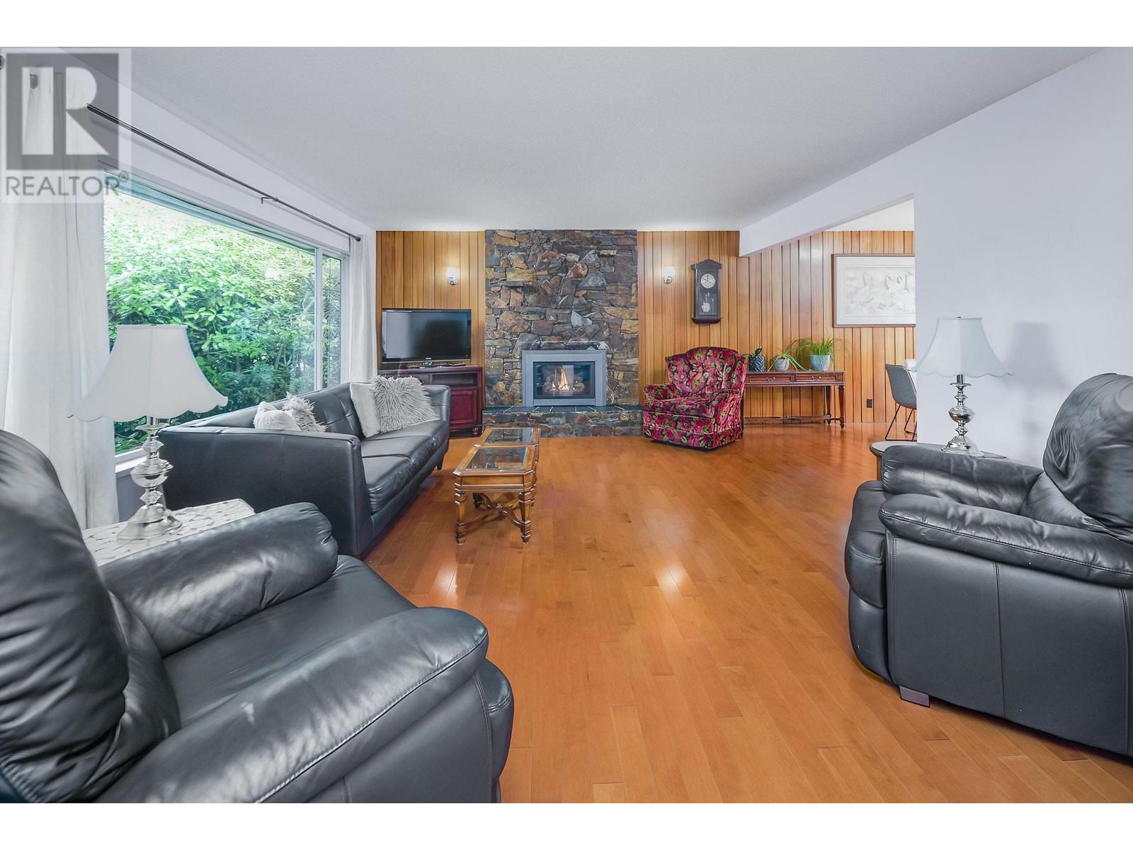 6011 Maple Road, Richmond, British Columbia  V7E 1G4 - Photo 11 - R2822569