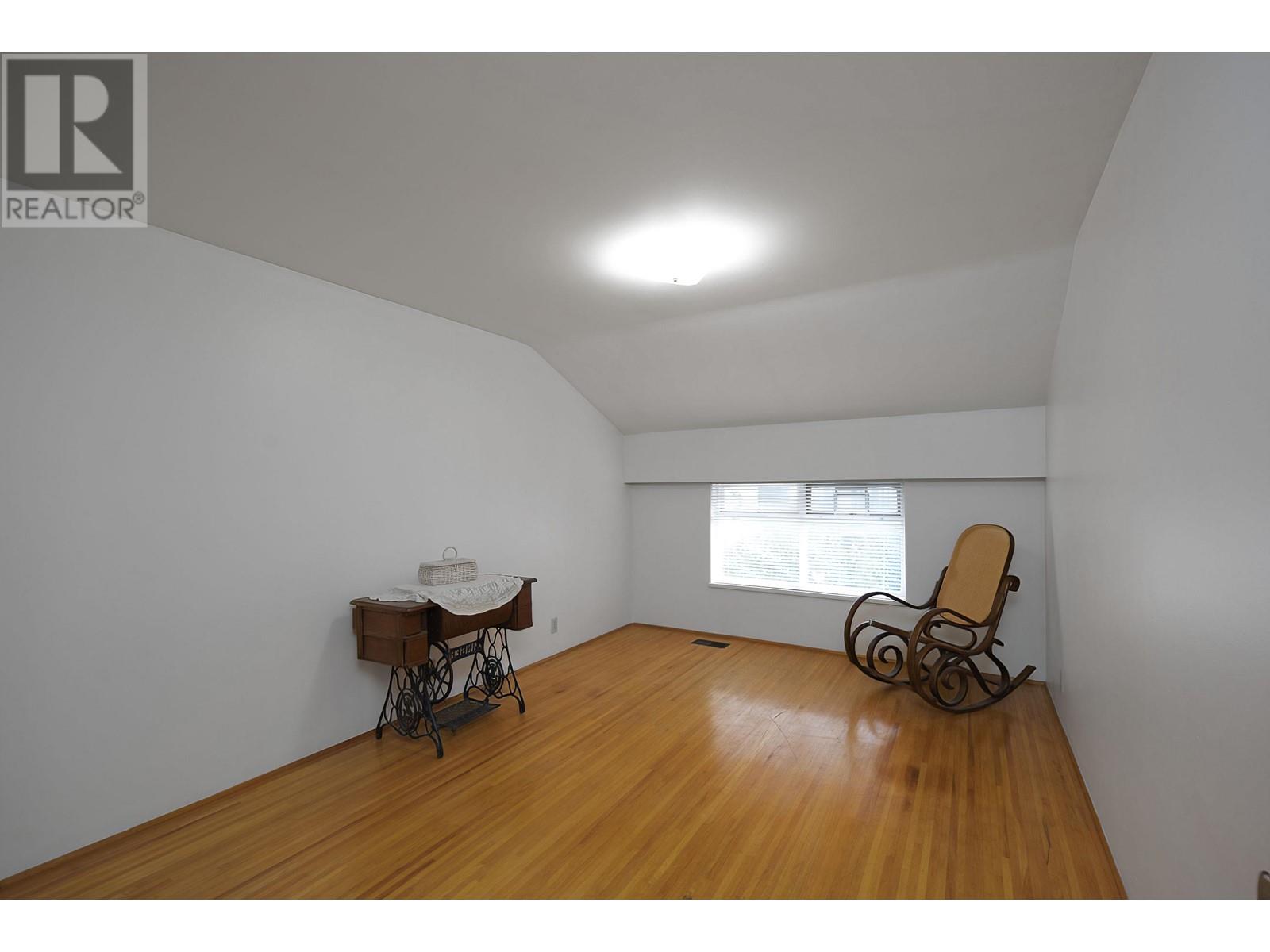 6011 Maple Road, Richmond, British Columbia  V7E 1G4 - Photo 27 - R2822569