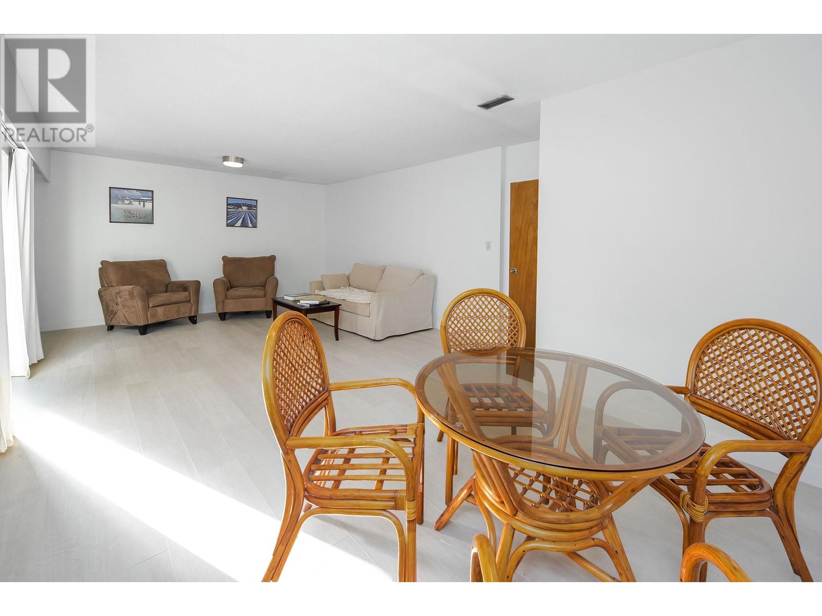 6011 Maple Road, Richmond, British Columbia  V7E 1G4 - Photo 22 - R2822569
