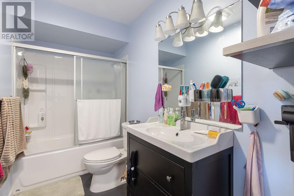 10 1174 Inlet Street, Coquitlam, British Columbia  V3B 6E4 - Photo 15 - R2821210